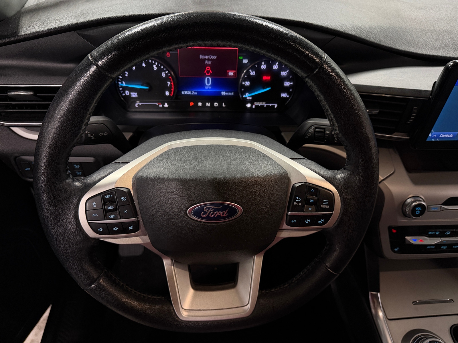 Thumbnail: 2022 Ford Explorer - 4