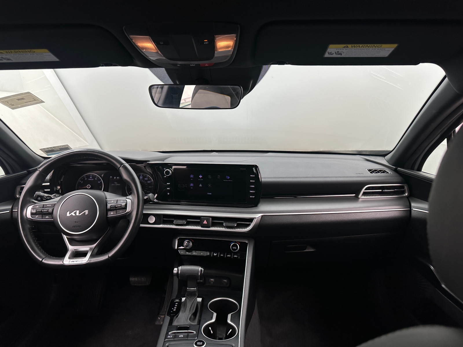 Thumbnail: 2023 Kia K5 - 2