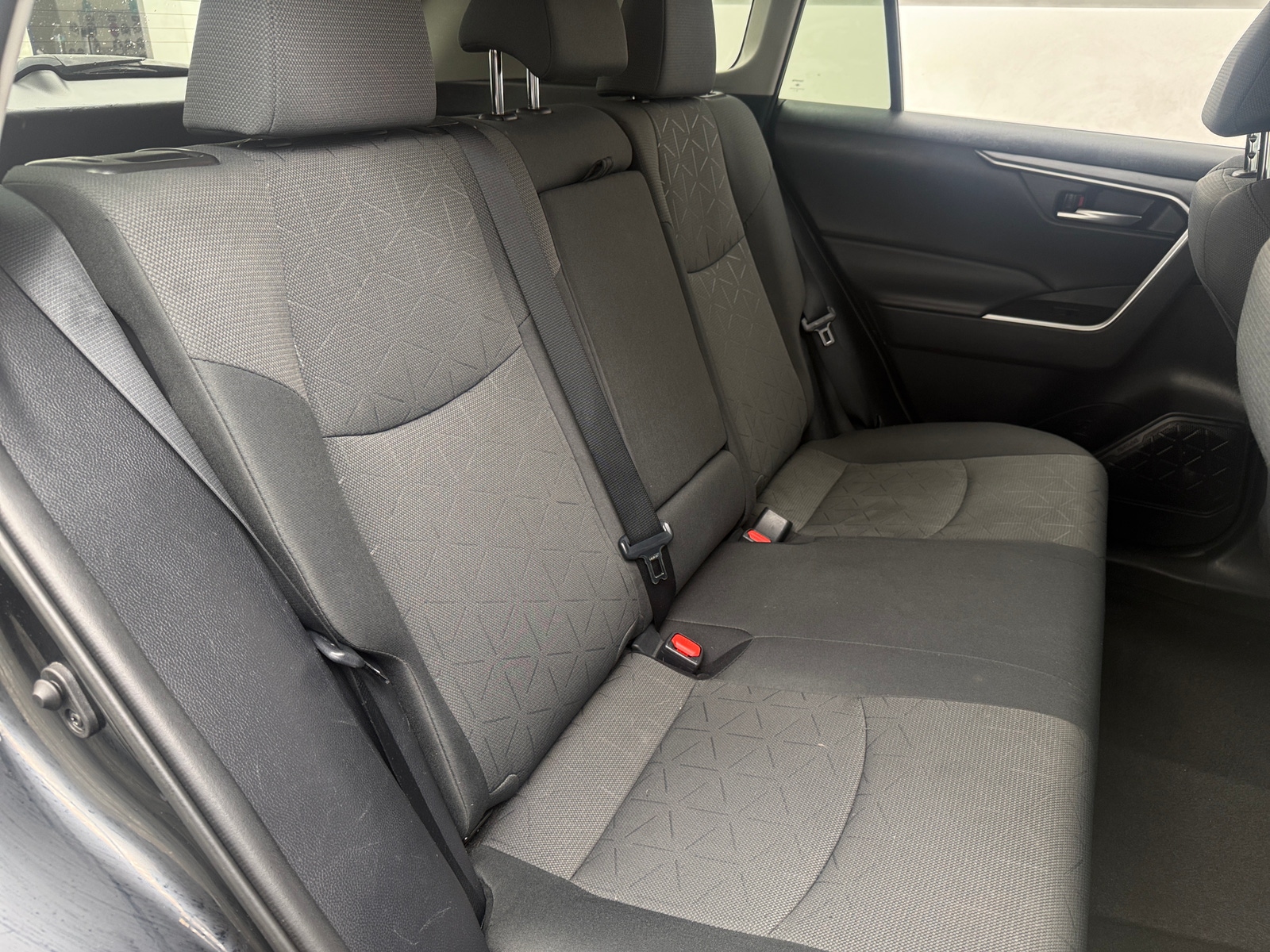 Thumbnail: 2021 Toyota RAV4 - 6