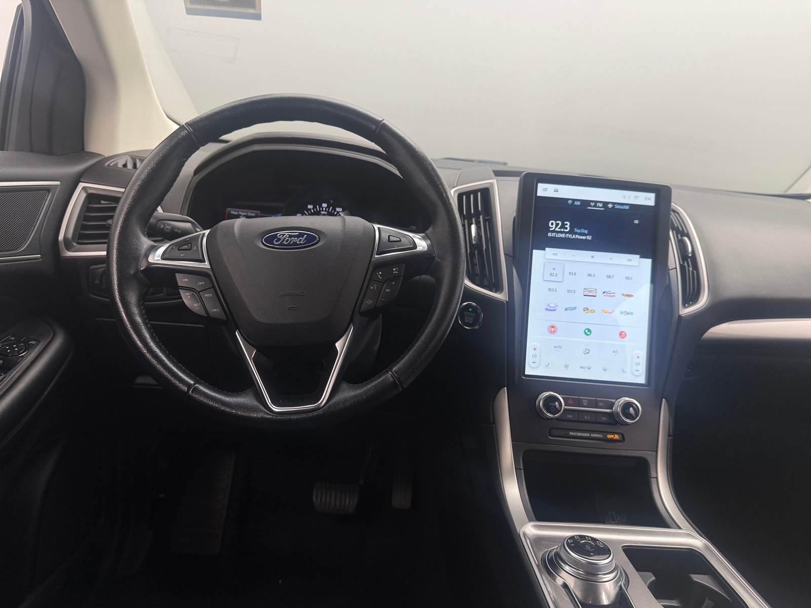 Thumbnail: 2023 Ford Edge - 4