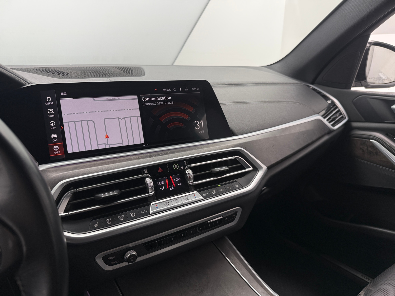 Thumbnail: 2023 BMW X5 - 3