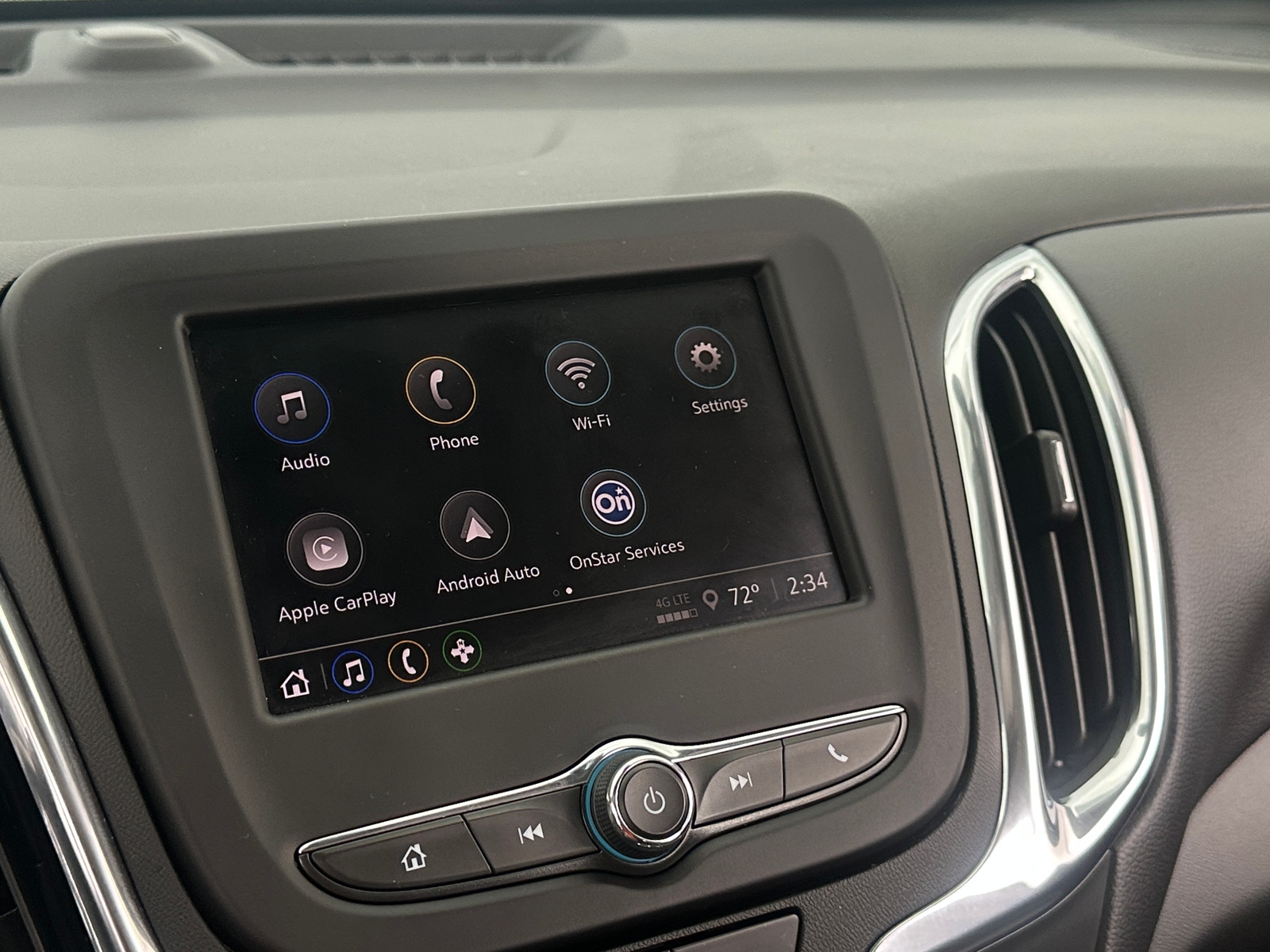 Thumbnail: 2023 Chevrolet Equinox - 4