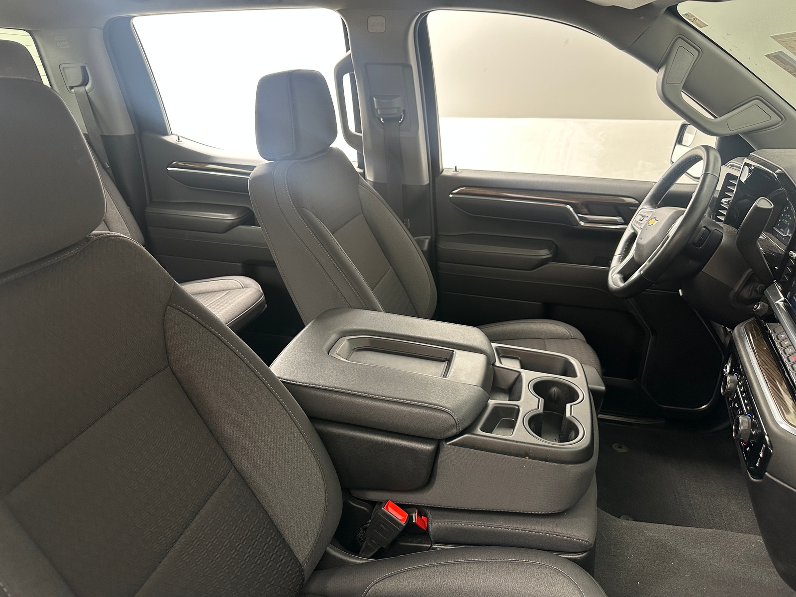 Thumbnail: 2024 Chevrolet Silverado 1500 - 2