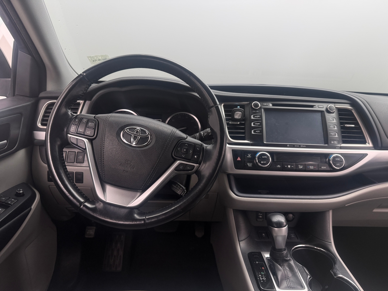 Thumbnail: 2018 Toyota Highlander - 4