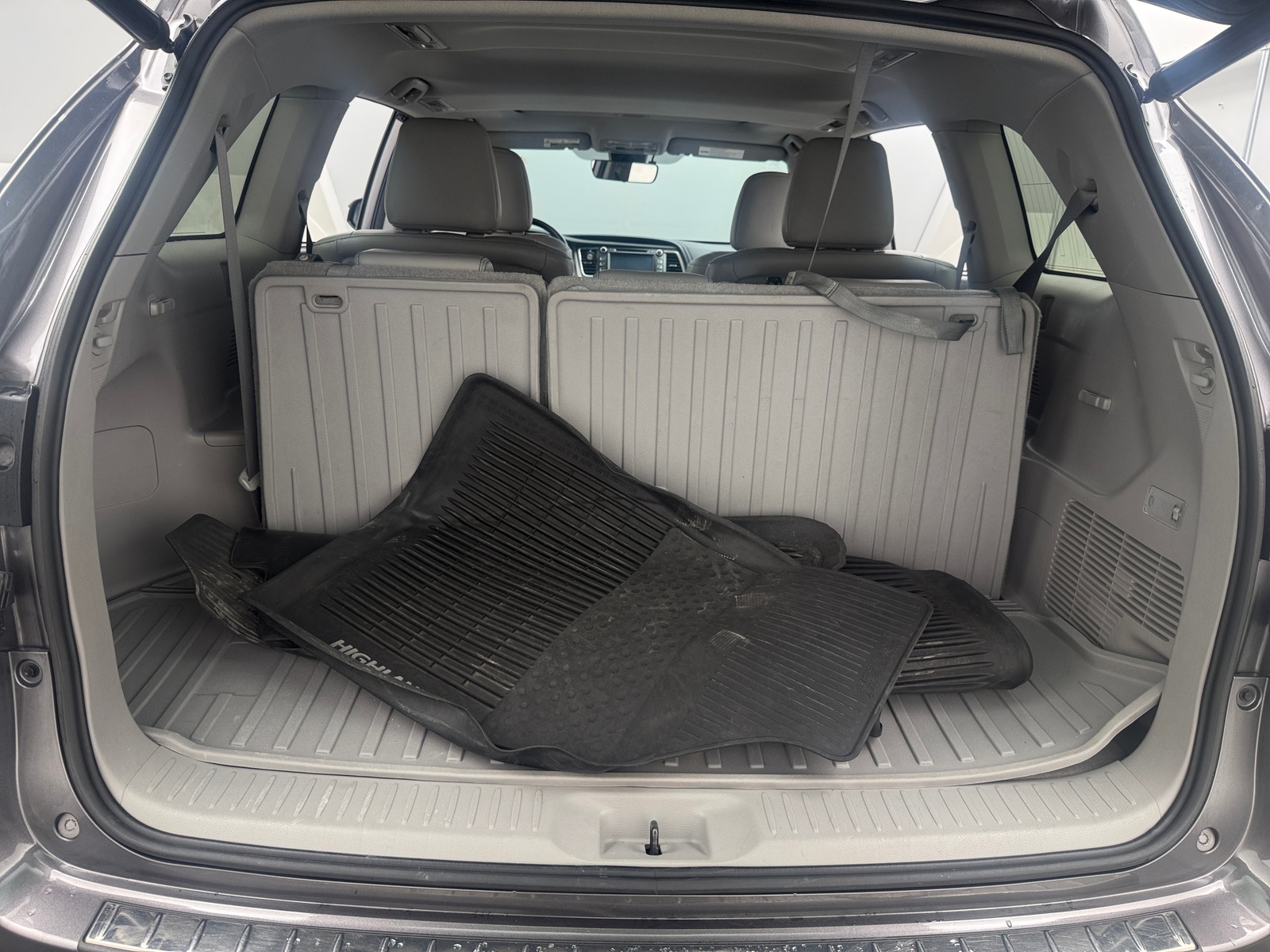 Thumbnail: 2018 Toyota Highlander - 6