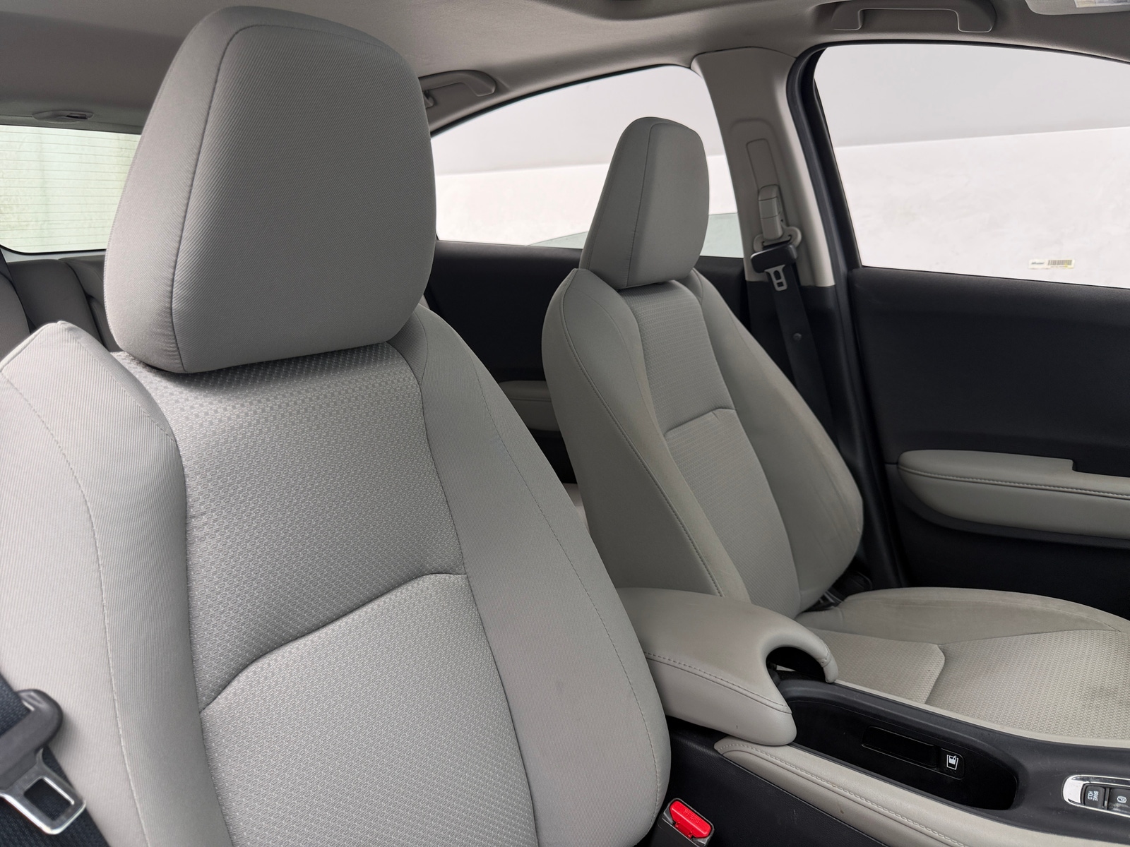Thumbnail: 2019 Honda HR-V - 2
