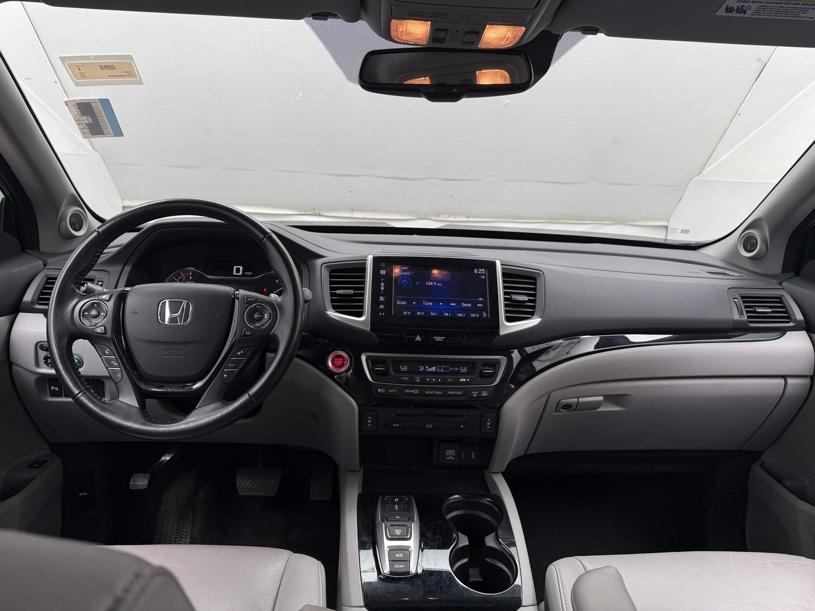 Thumbnail: 2016 Honda Pilot - 2