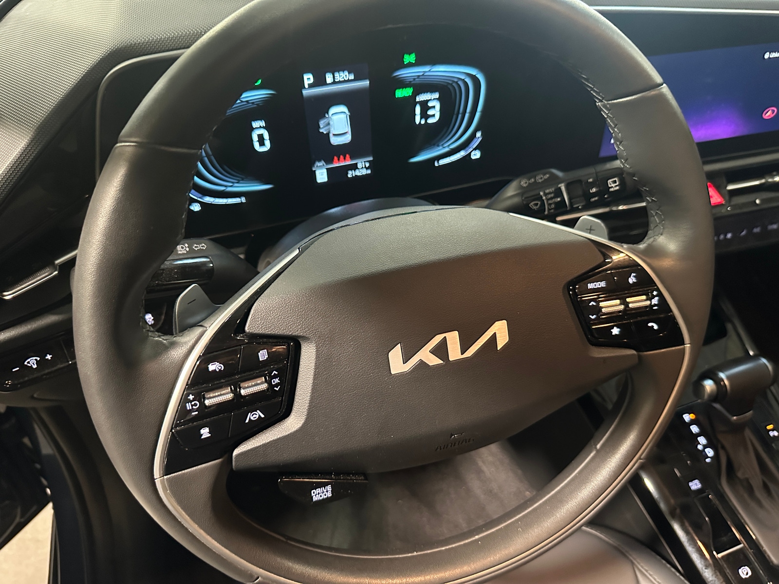 Thumbnail: 2025 Kia Niro - 4