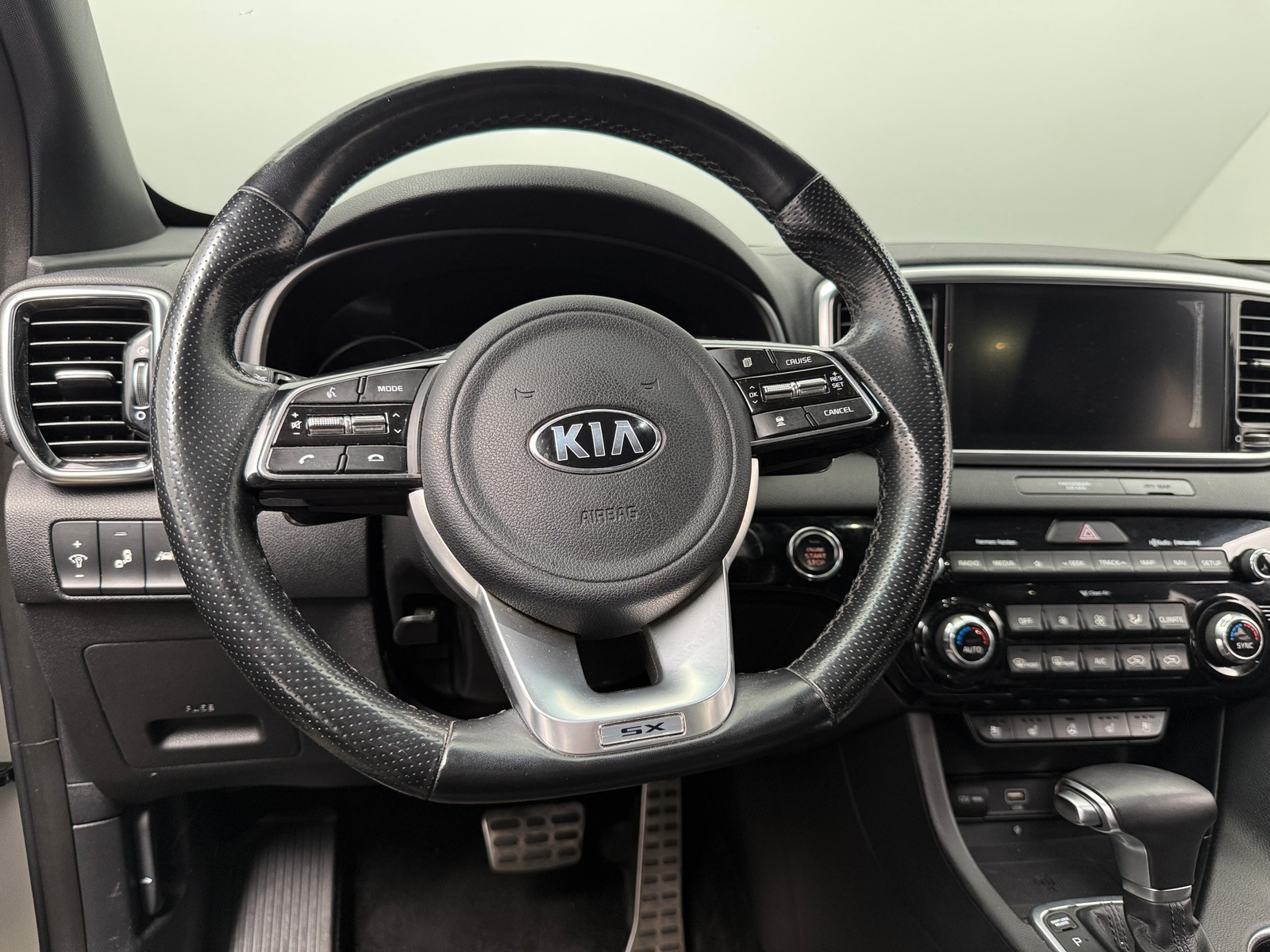 Thumbnail: 2022 Kia Sportage - 4