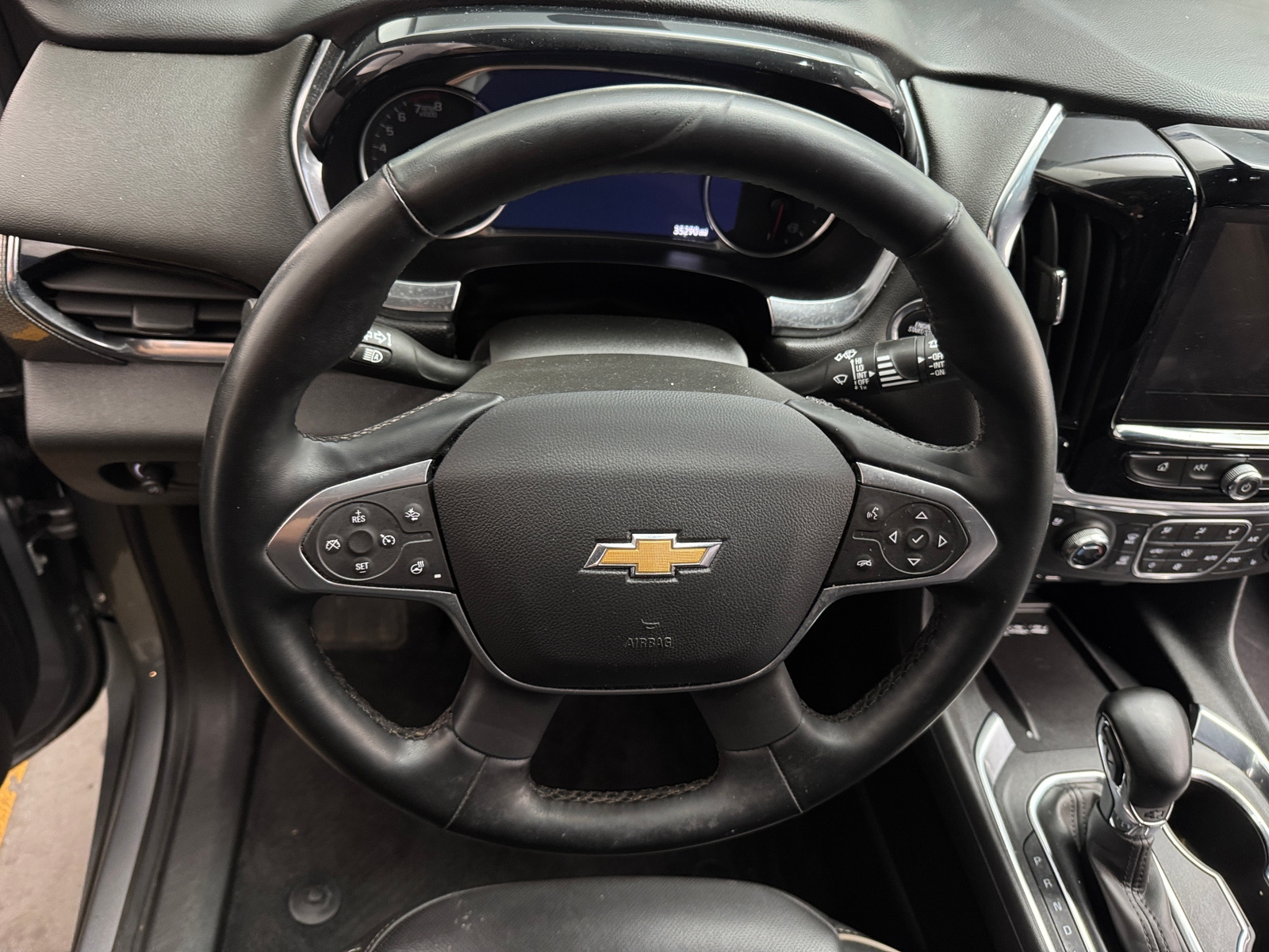 Thumbnail: 2023 Chevrolet Traverse - 4