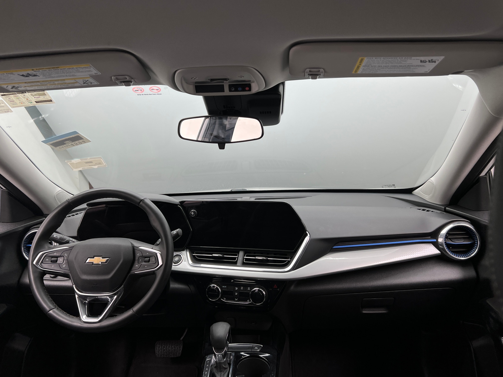 Thumbnail: 2025 Chevrolet Trax - 3