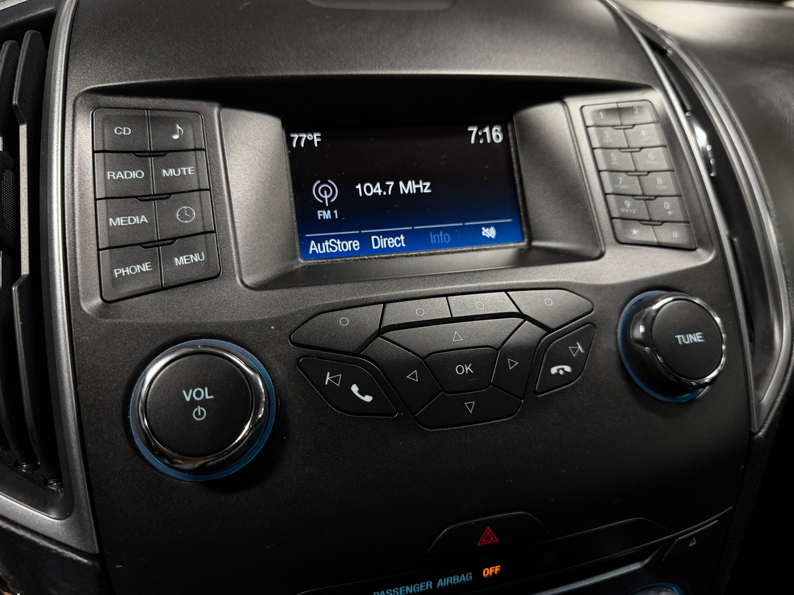 Thumbnail: 2018 Ford Edge - 4