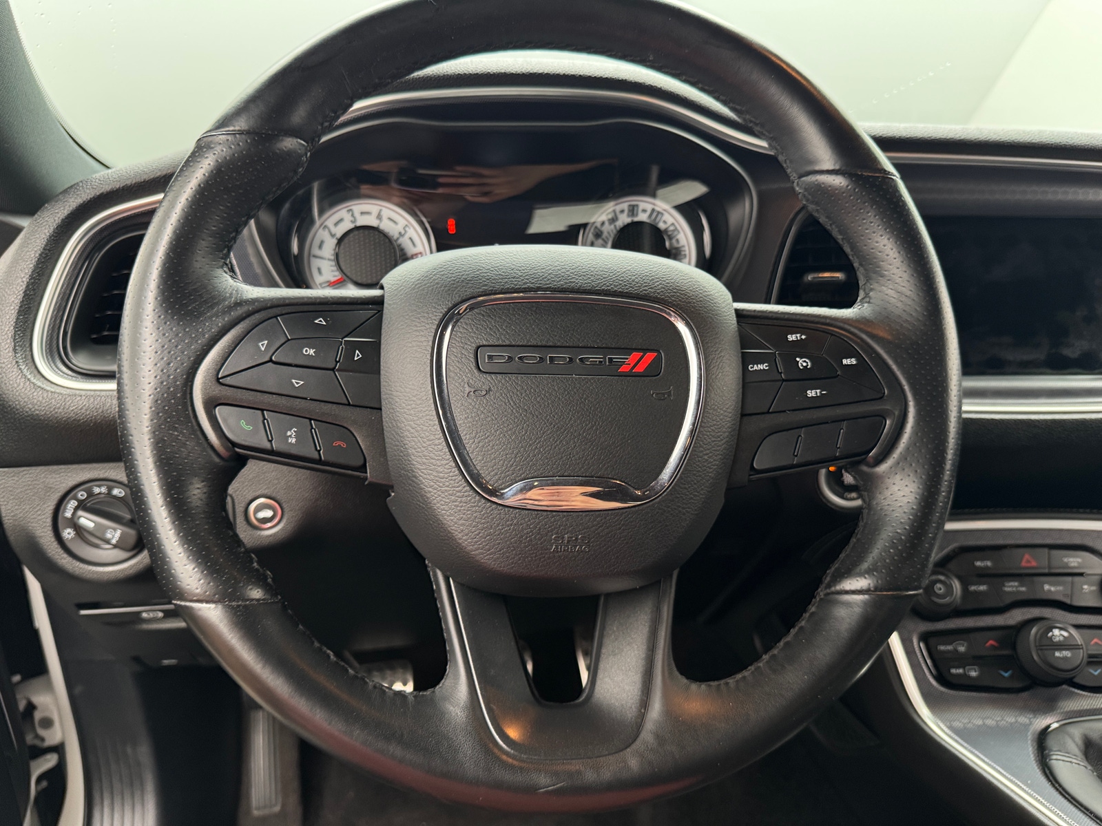 Thumbnail: 2018 Dodge Challenger - 3