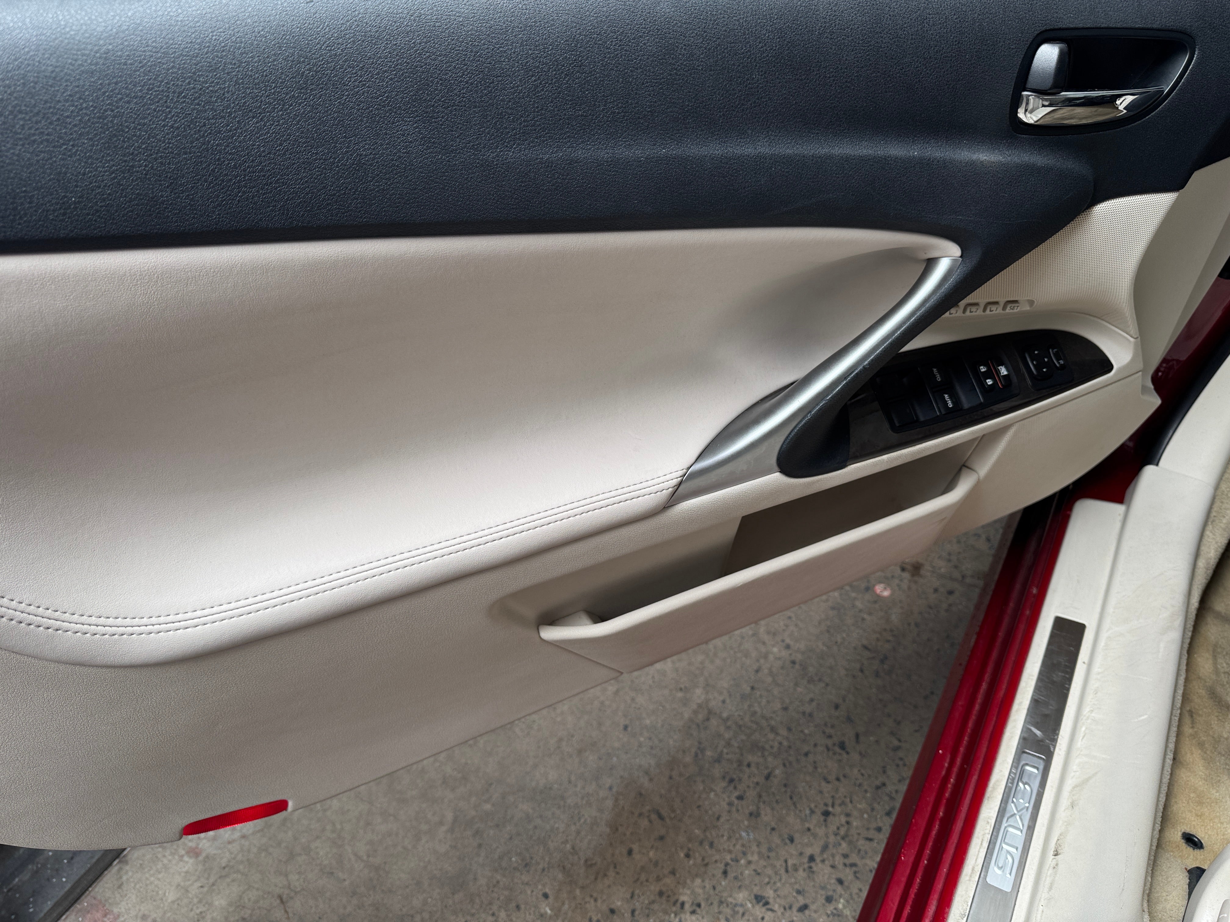 2010 Lexus IS 250C