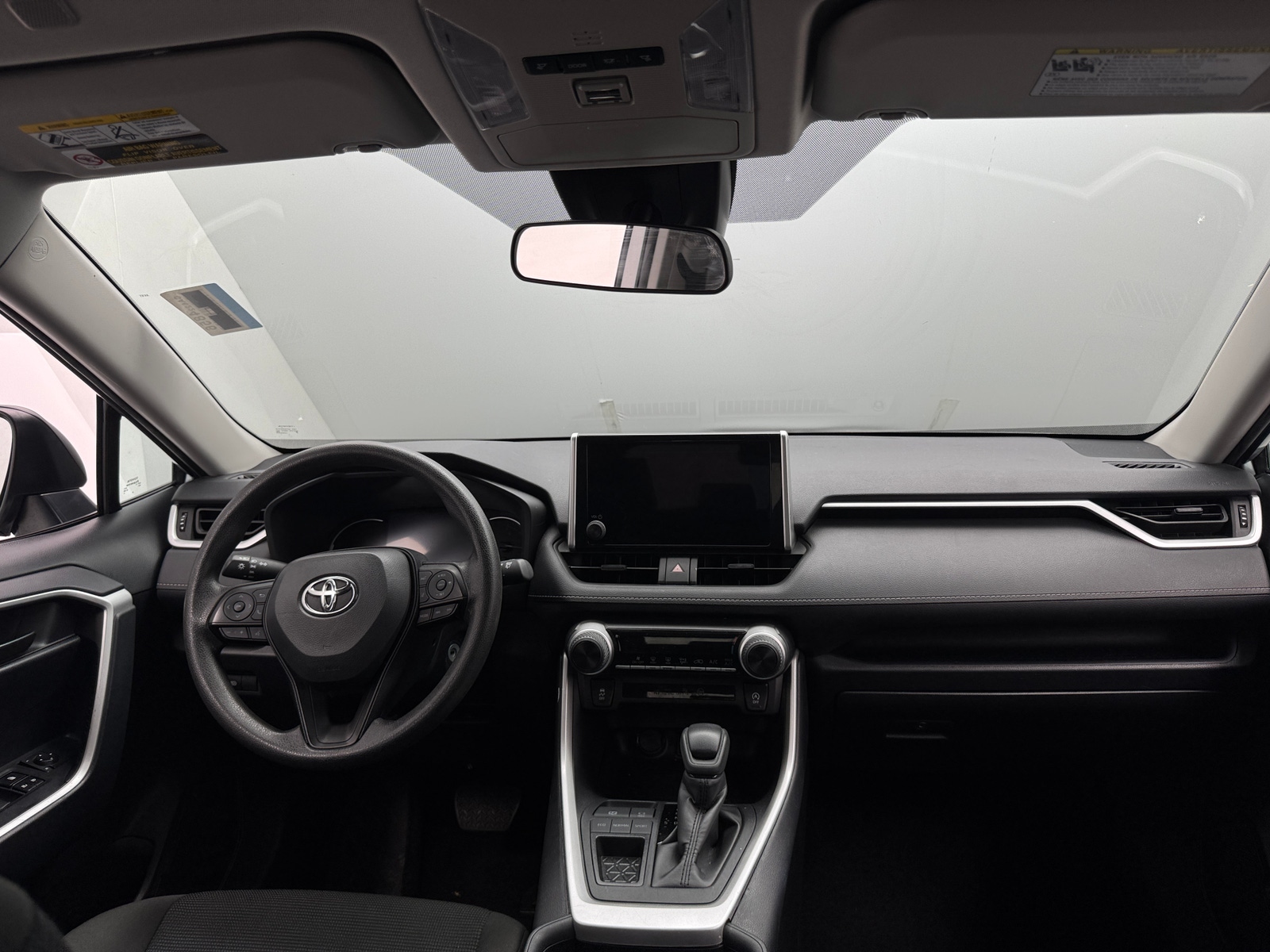 Thumbnail: 2025 Toyota RAV4 - 3