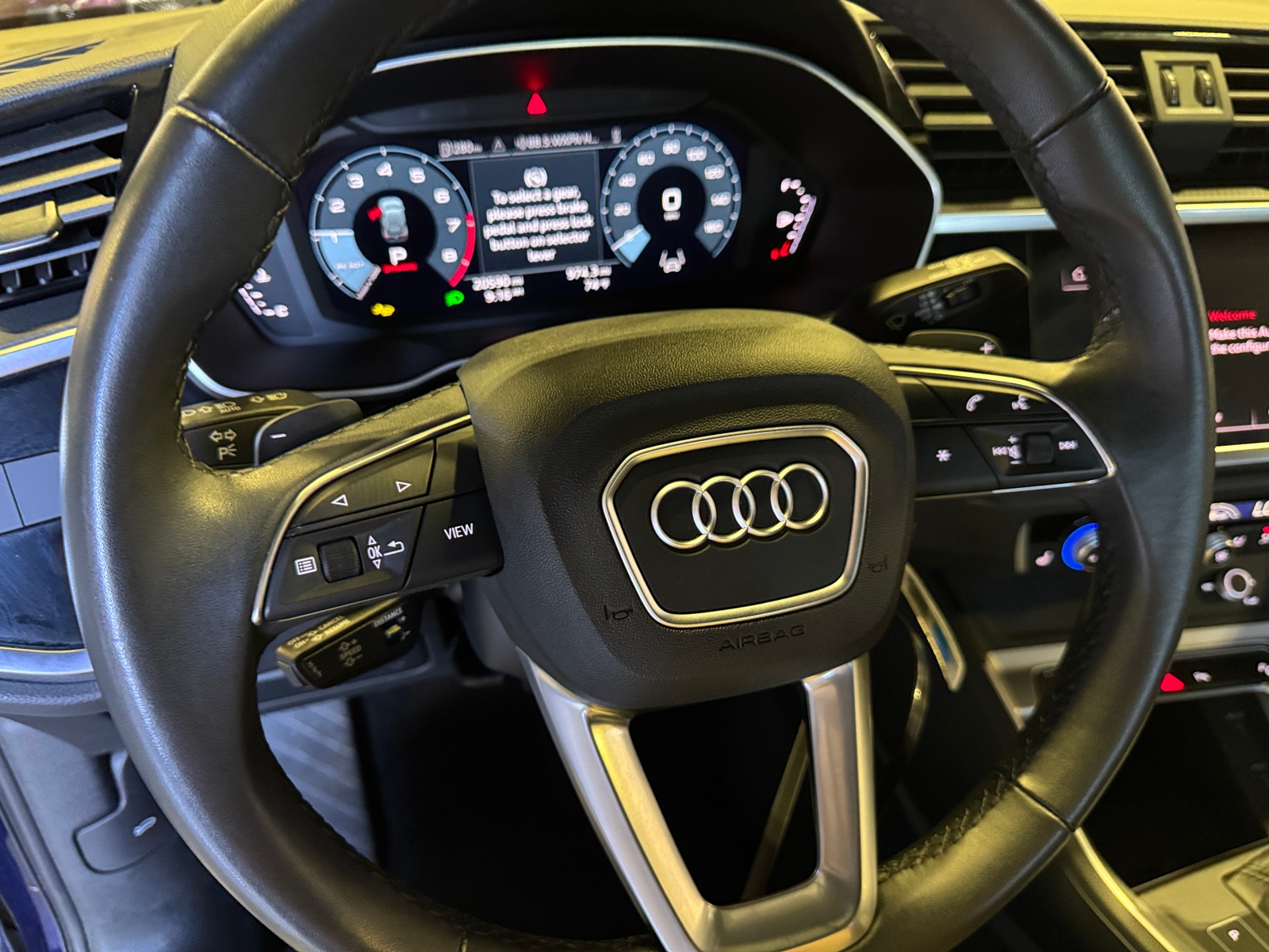 Thumbnail: 2025 Audi Q3 - 4