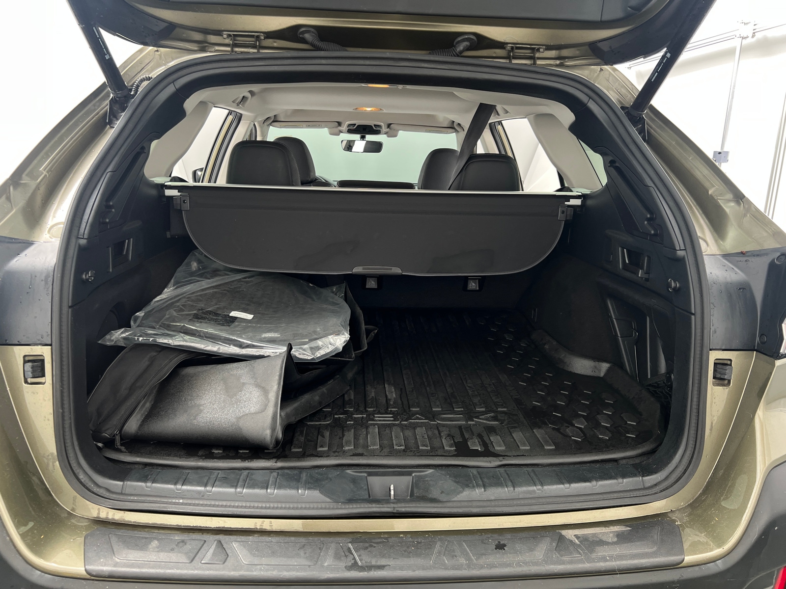 Thumbnail: 2022 Subaru Outback - 6
