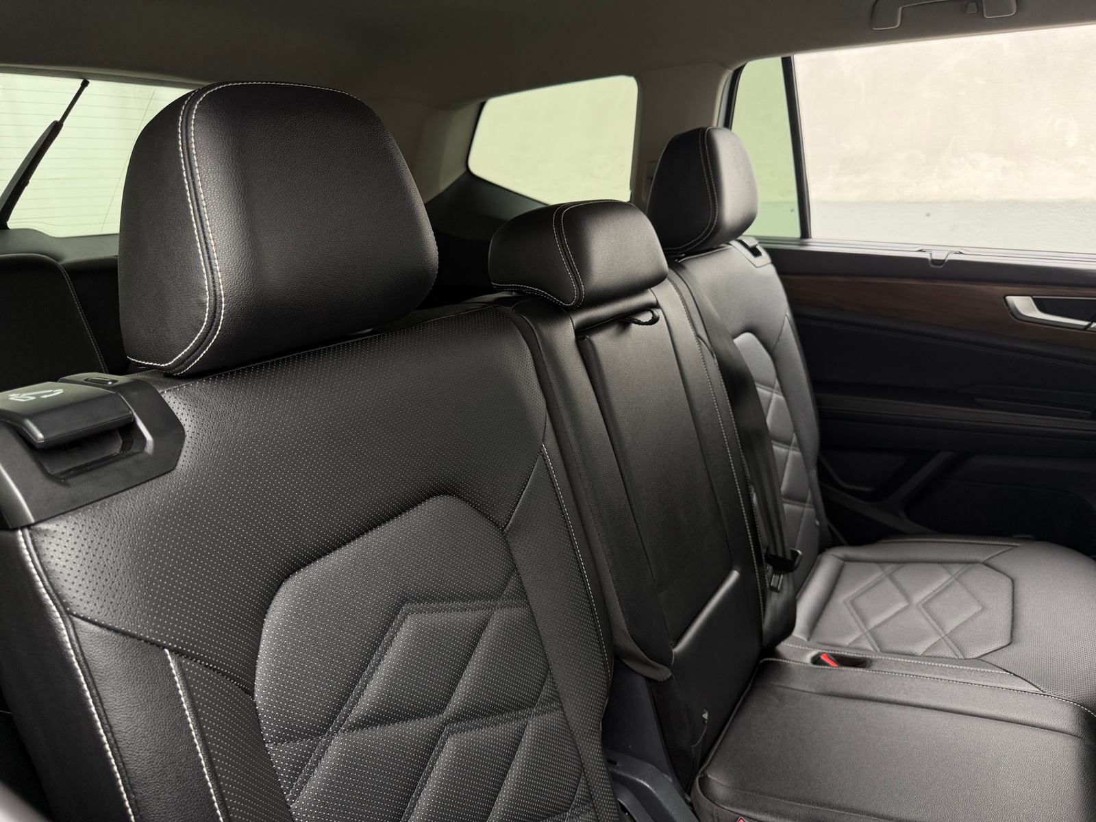 Thumbnail: 2025 Volkswagen Atlas - 5