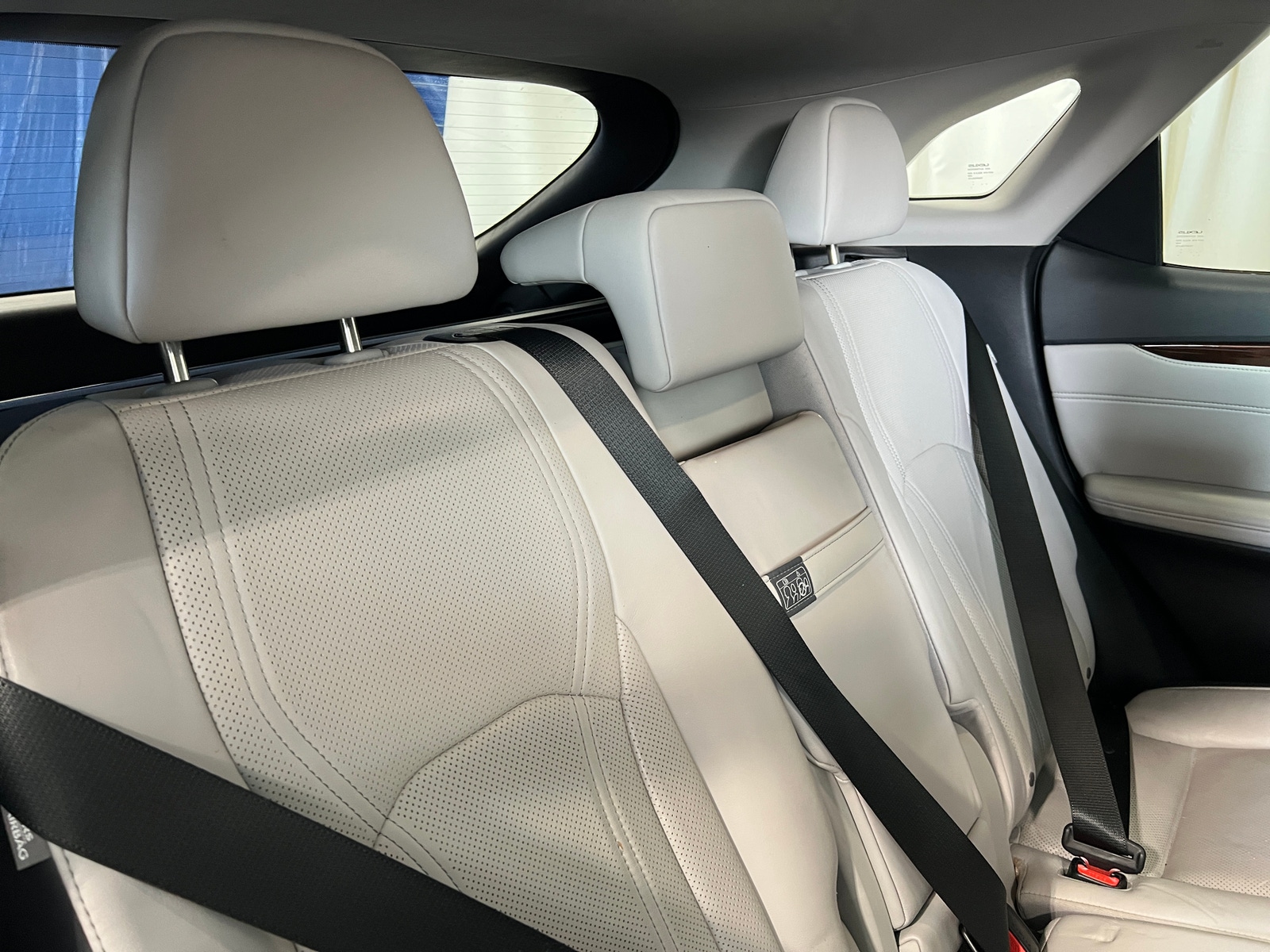 Thumbnail: 2019 Lexus RX - 6