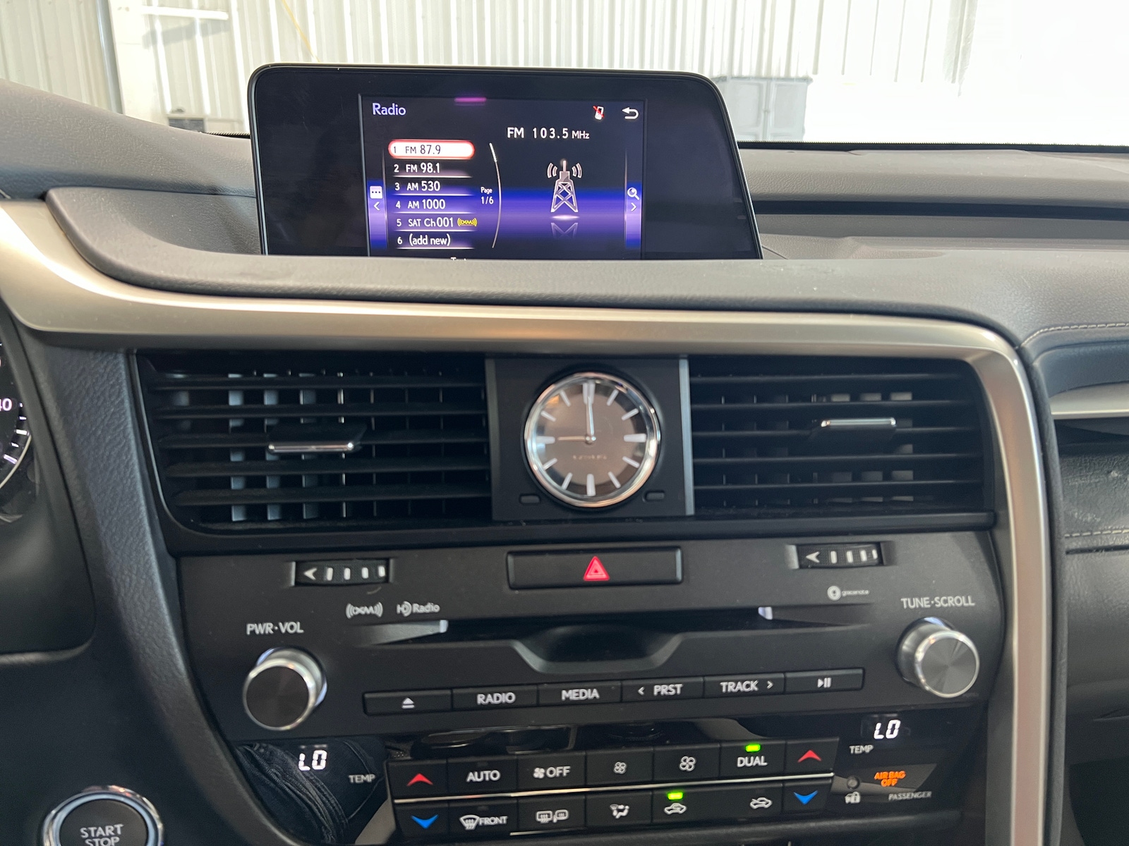 Thumbnail: 2019 Lexus RX - 4