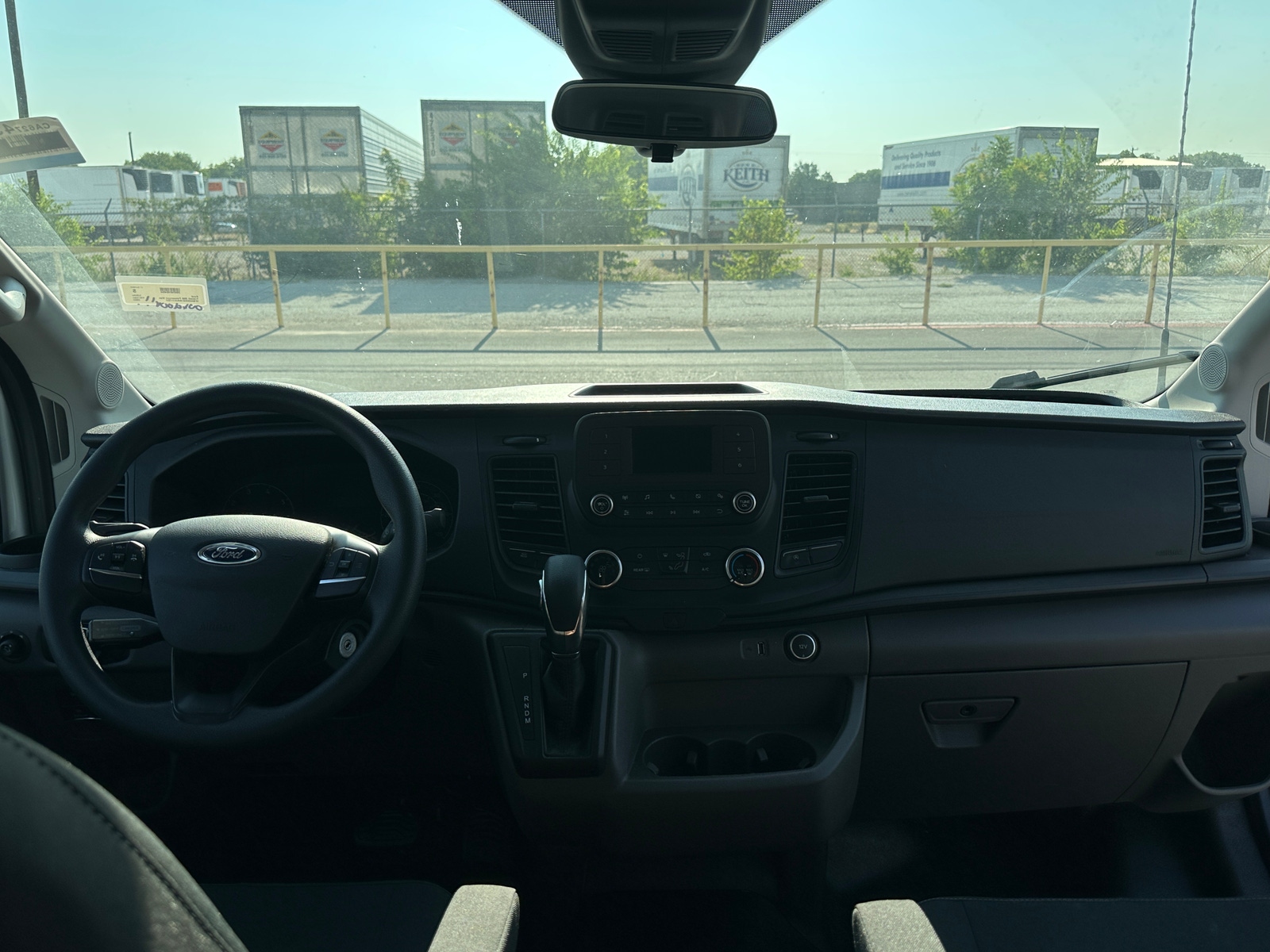 Thumbnail: 2022 Ford Econoline - 3