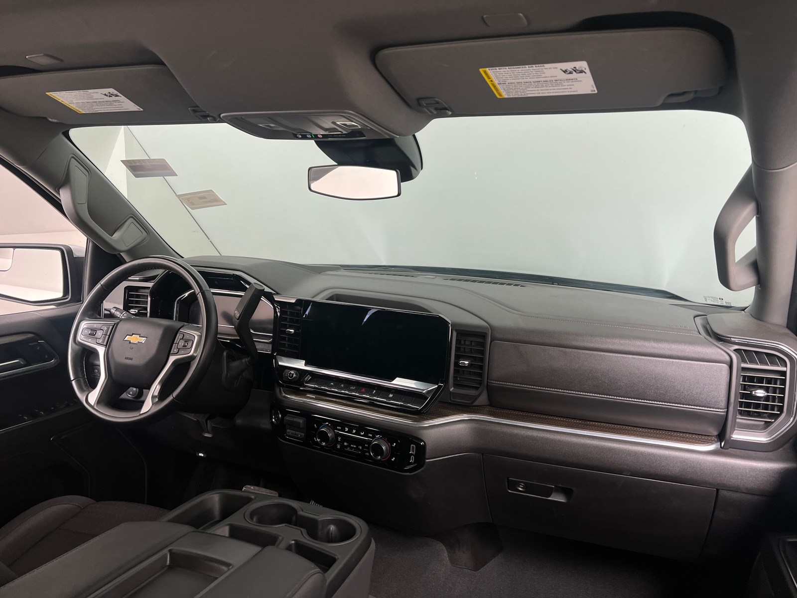 Thumbnail: 2025 Chevrolet Silverado 1500 - 3