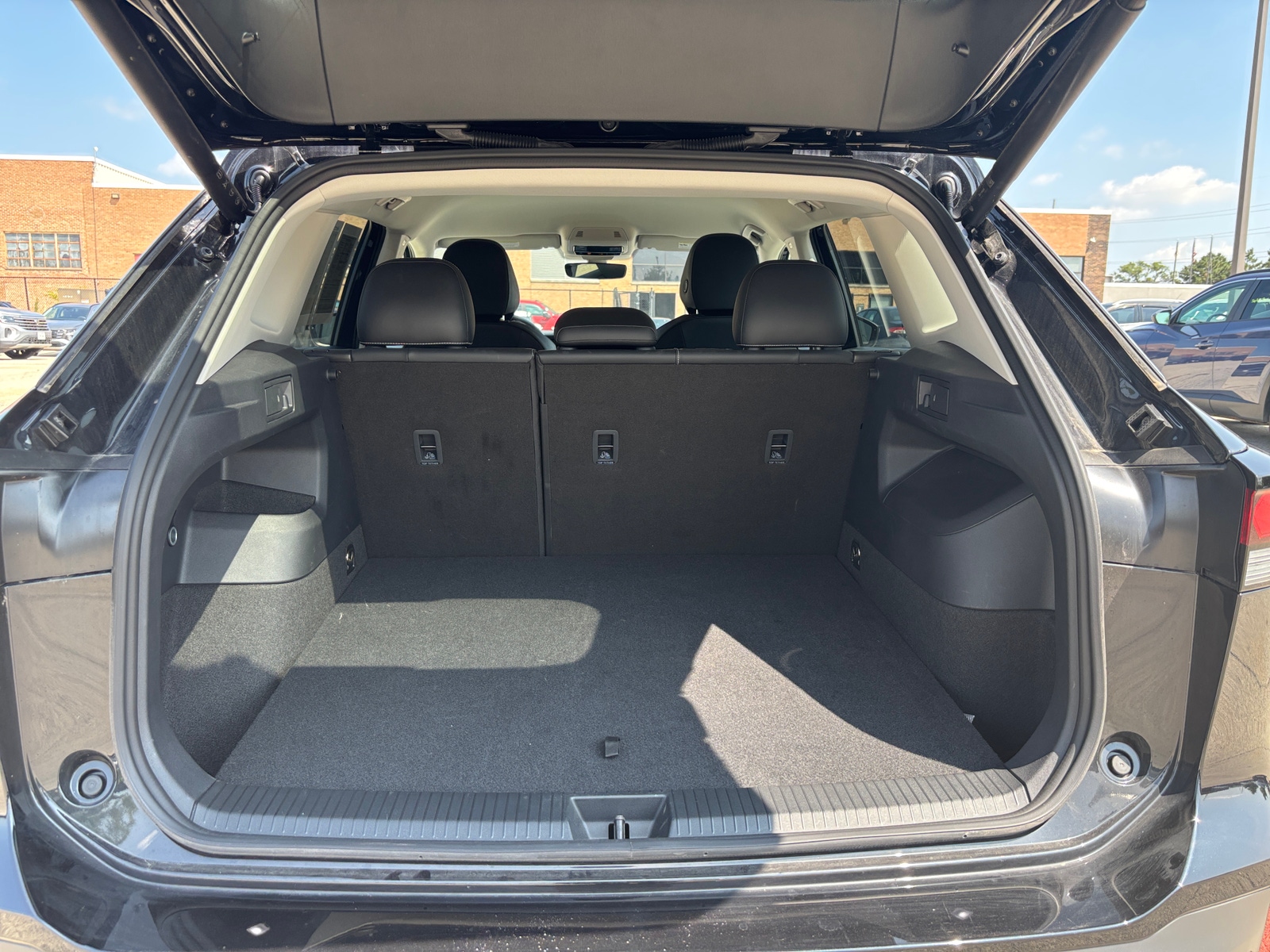 Thumbnail: 2026 Volkswagen Tiguan - 6