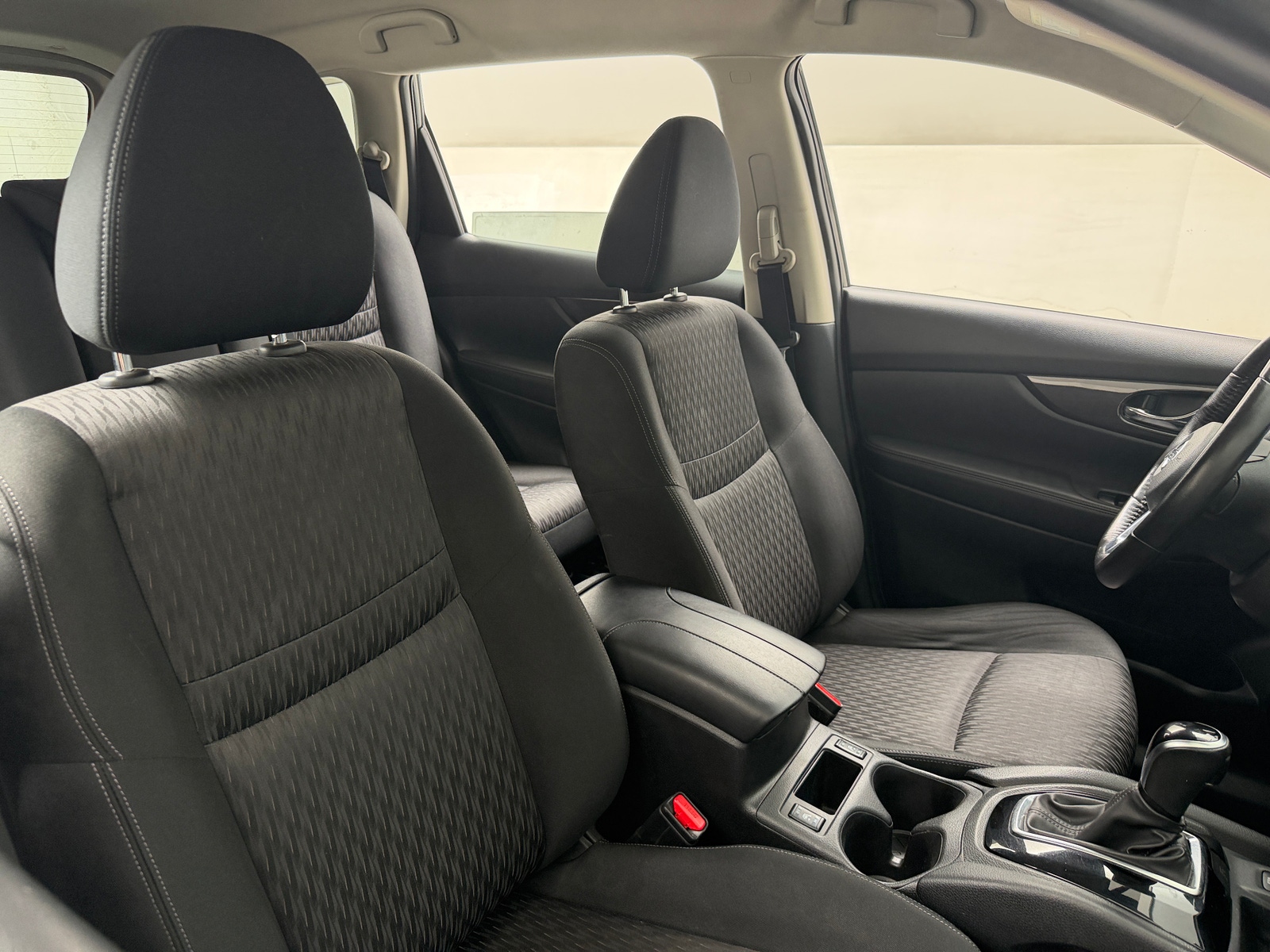 Thumbnail: 2019 Nissan Rogue - 2