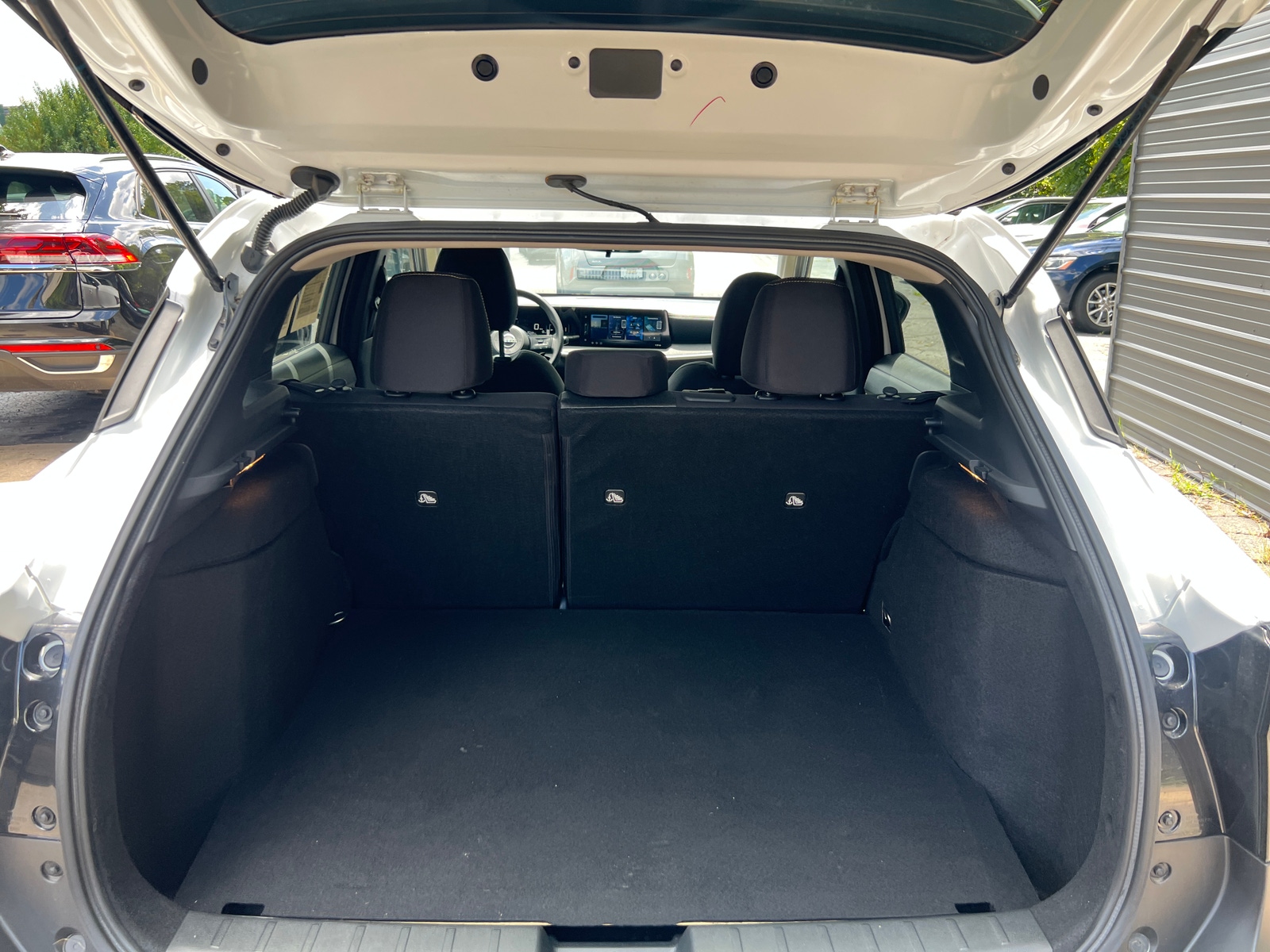 Thumbnail: 2026 Nissan Kicks - 4
