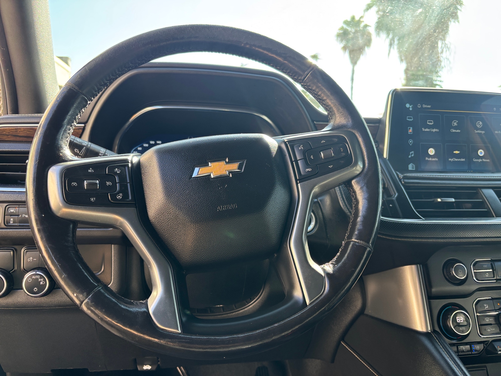 Thumbnail: 2023 Chevrolet Tahoe - 5