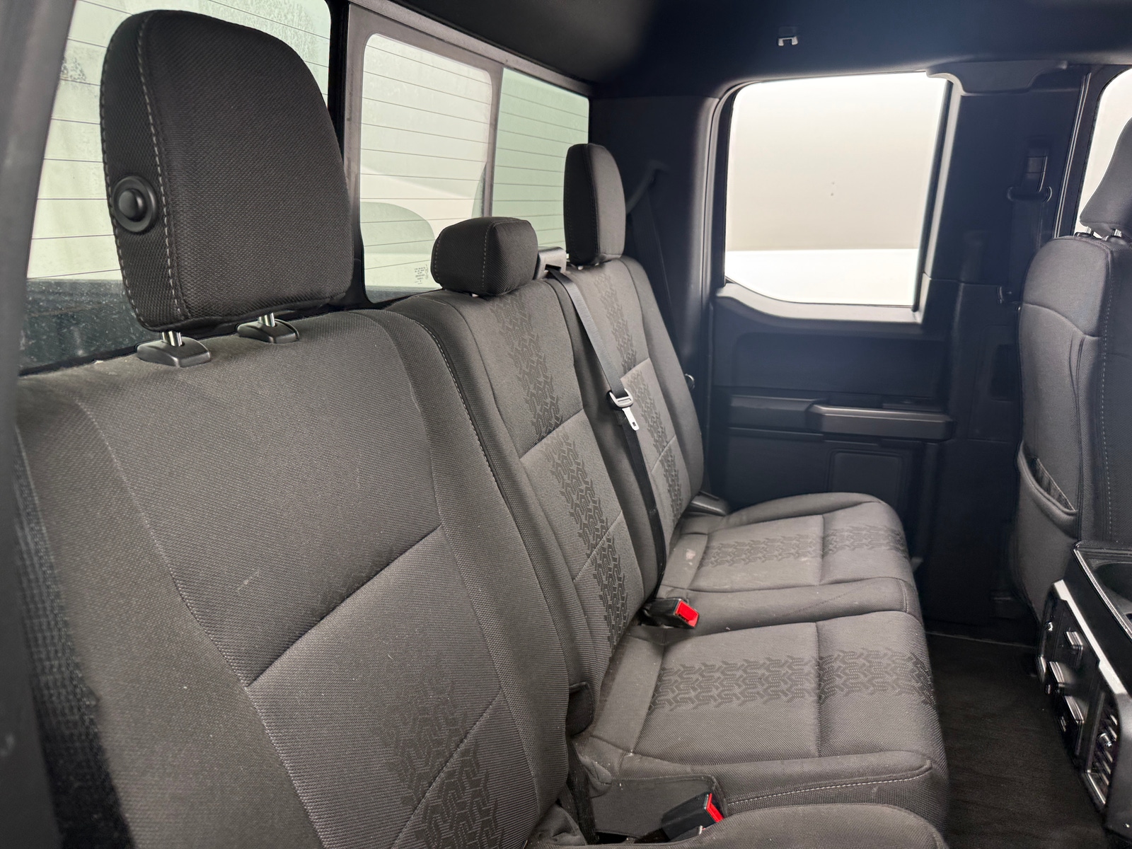 Thumbnail: 2019 Ford Econoline - 6