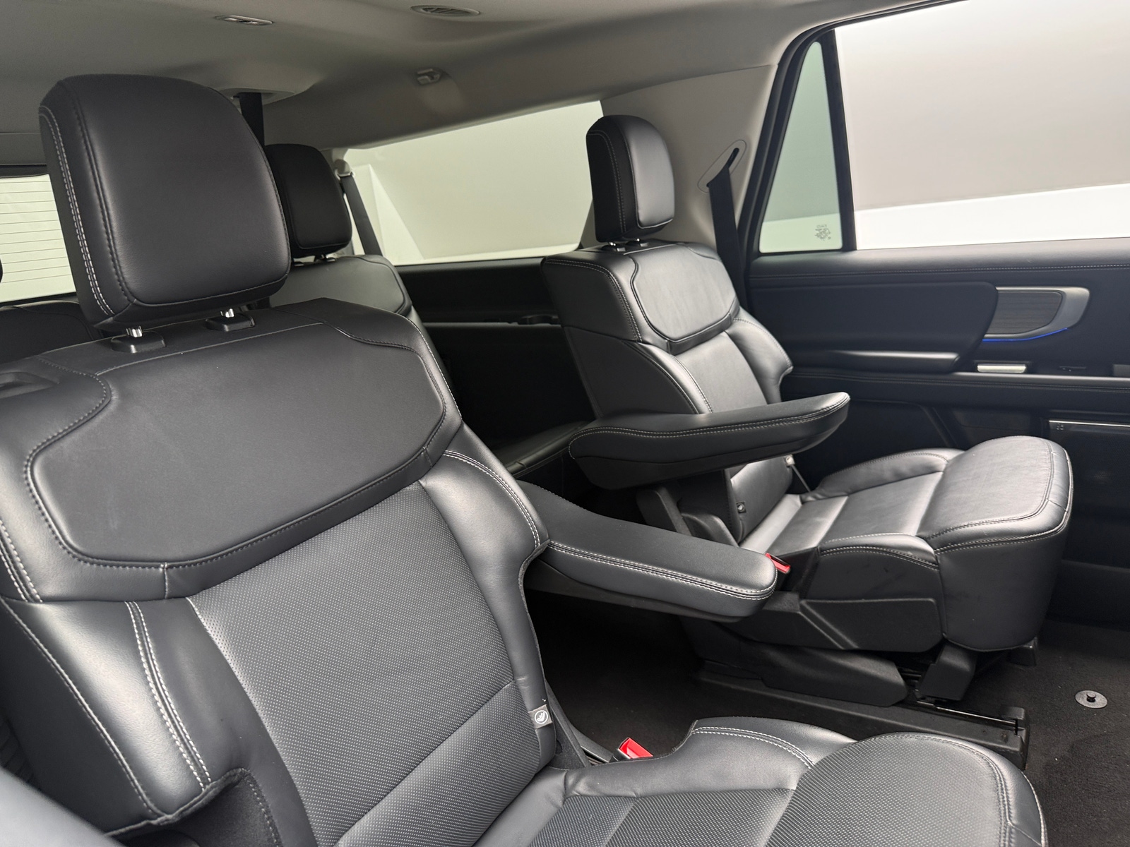 Thumbnail: 2025 Ford Expedition MAX - 5