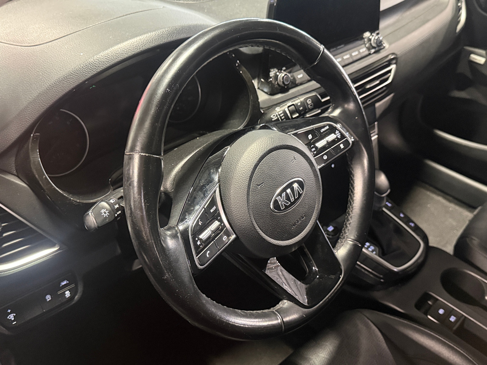Thumbnail: 2021 Kia Seltos - 4