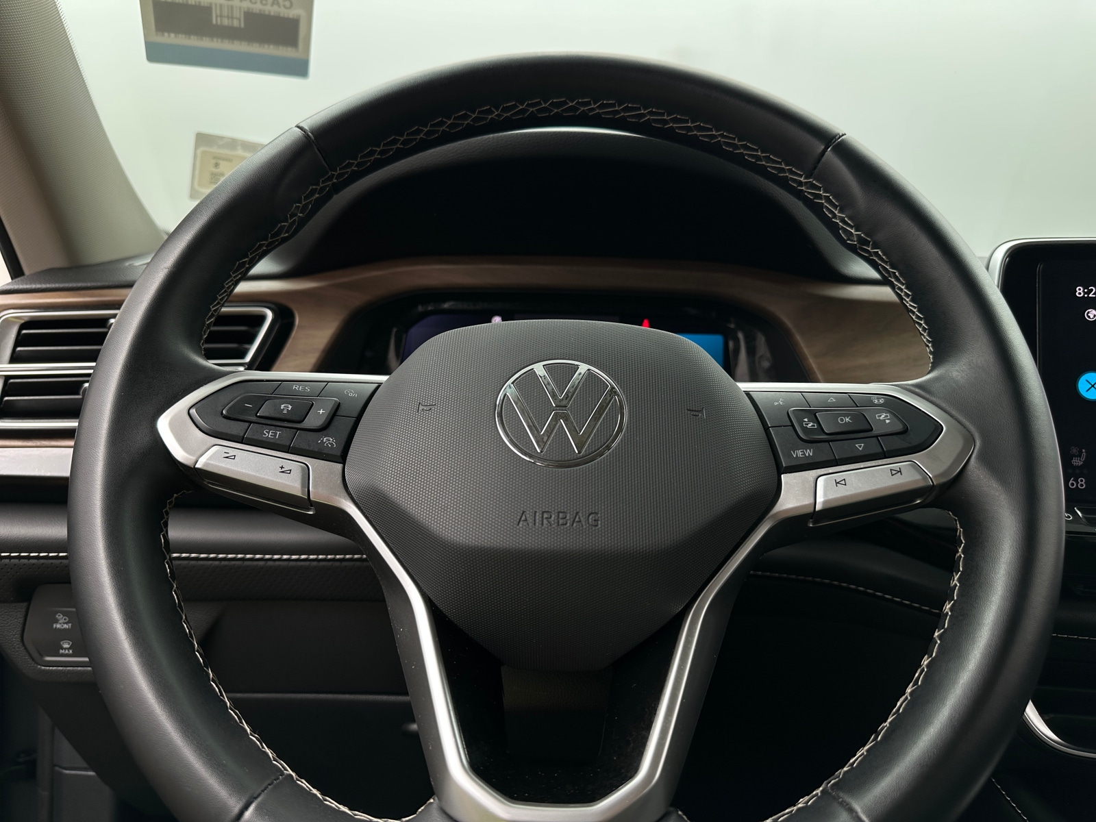 Thumbnail: 2025 Volkswagen Atlas - 4