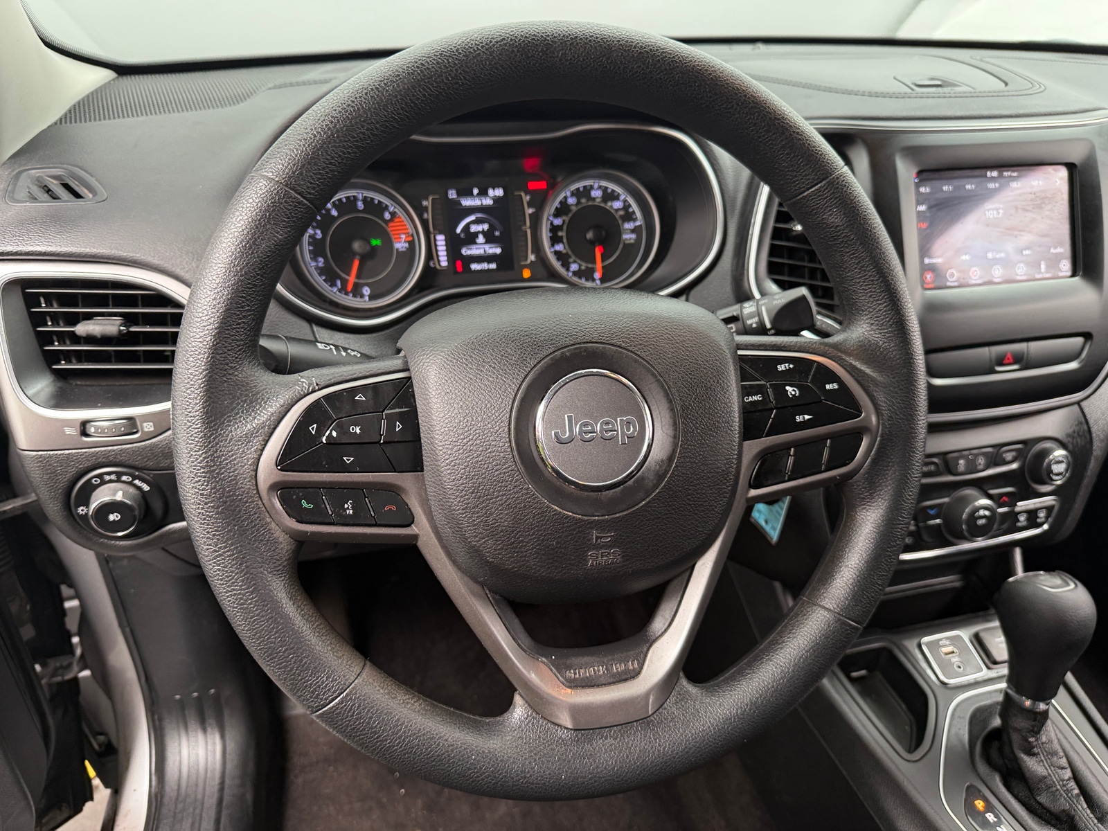 Thumbnail: 2019 Jeep Cherokee - 5