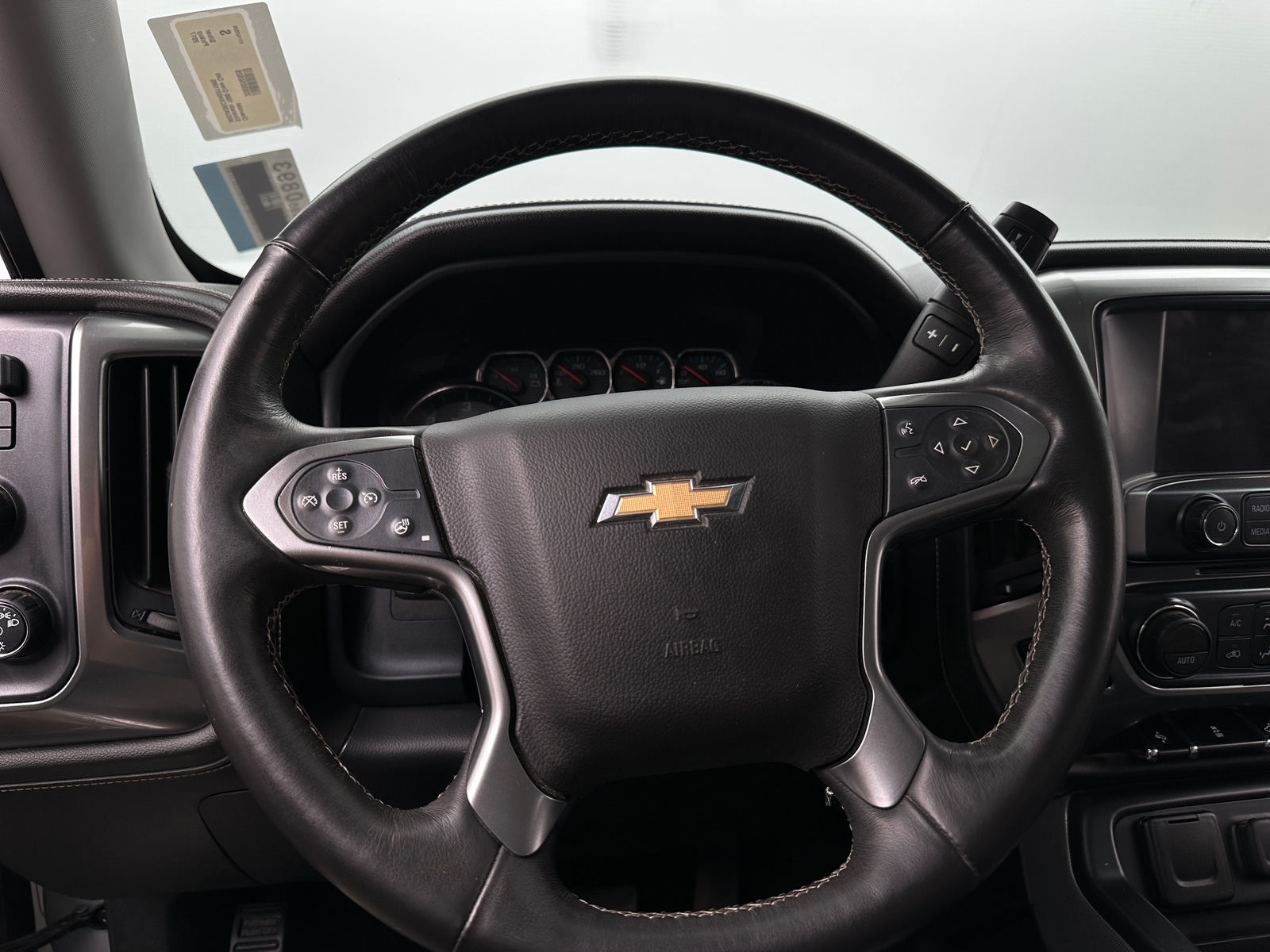 Thumbnail: 2017 Chevrolet Silverado 1500 - 4