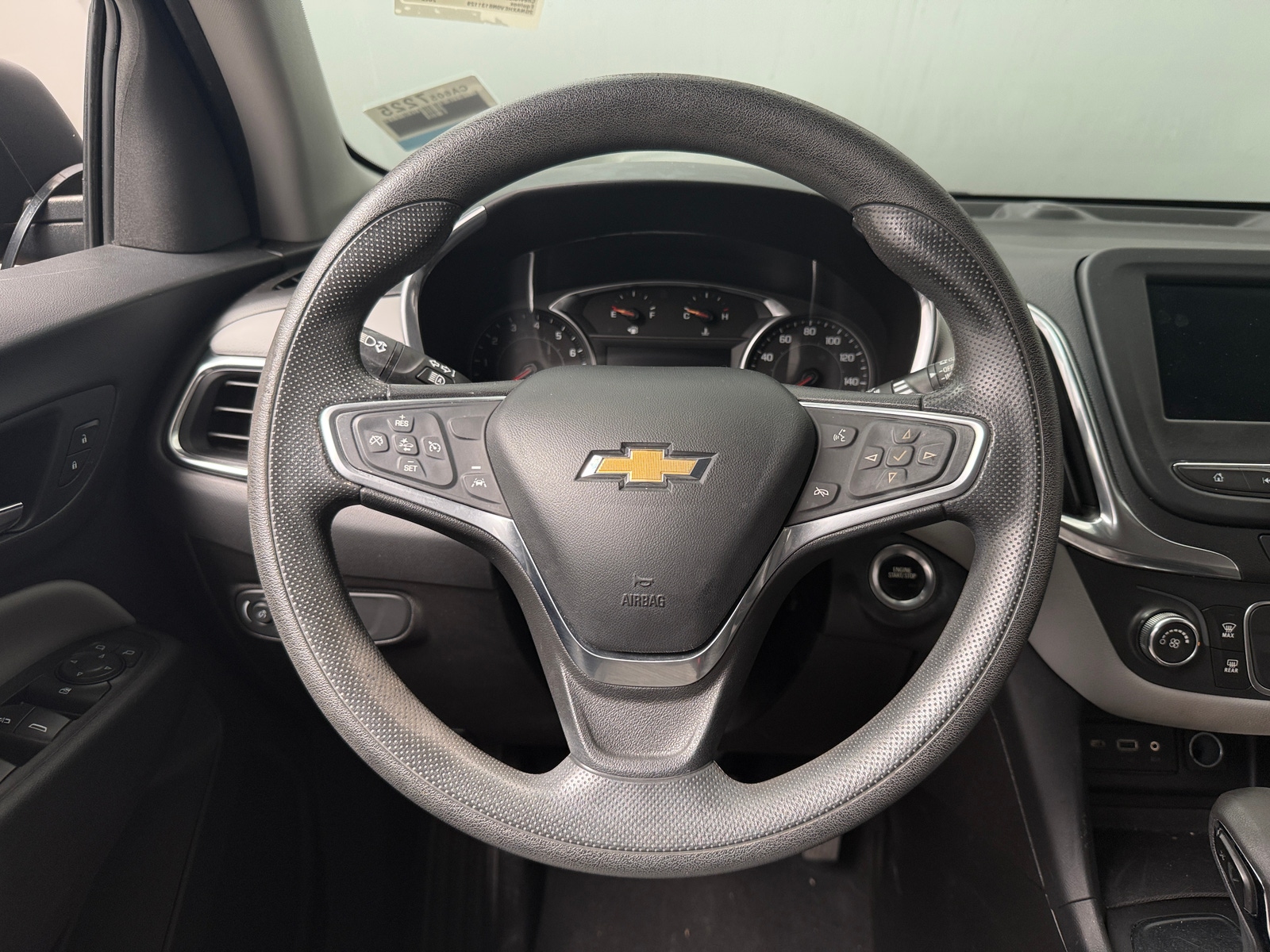 Thumbnail: 2022 Chevrolet Equinox - 5