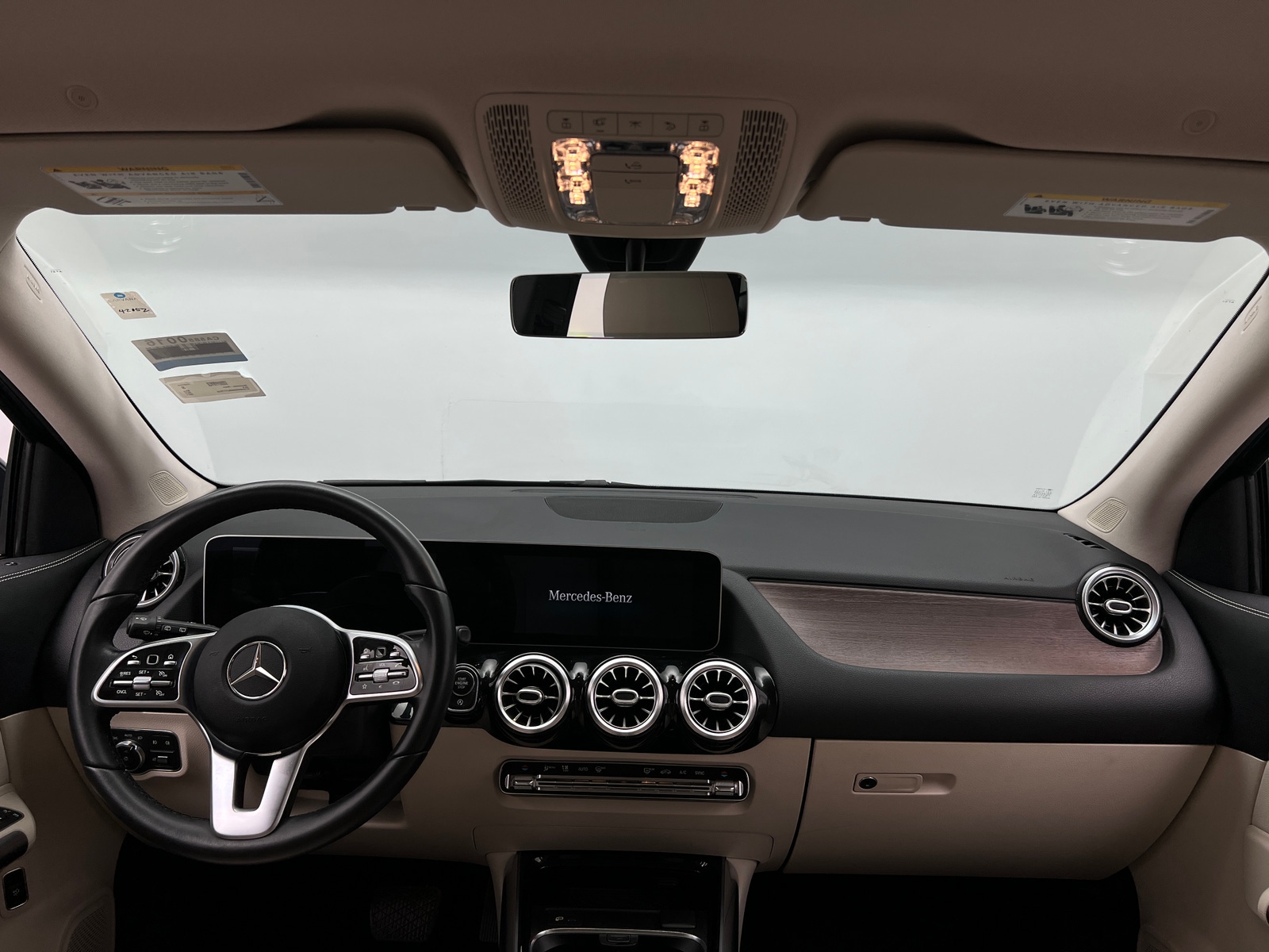 Thumbnail: 2021 Mercedes-Benz GLA - 2