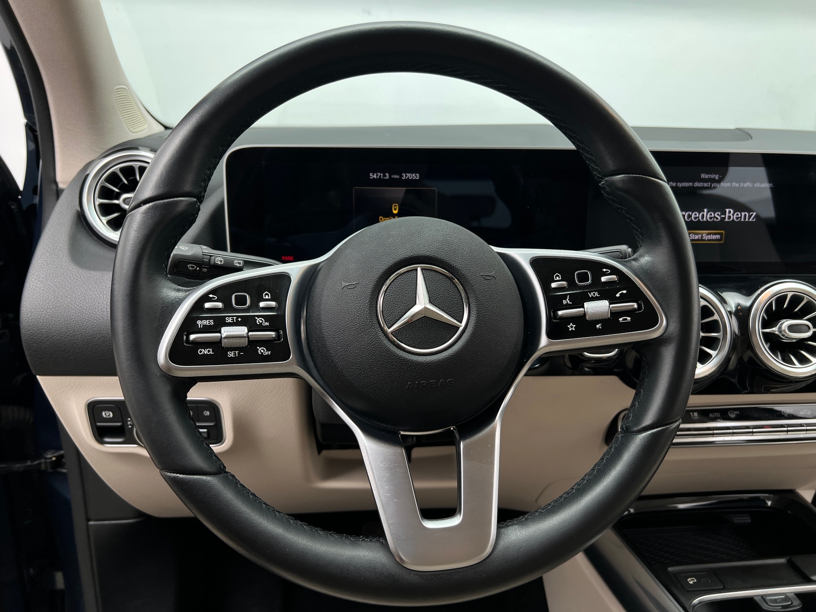 Thumbnail: 2021 Mercedes-Benz GLA - 4