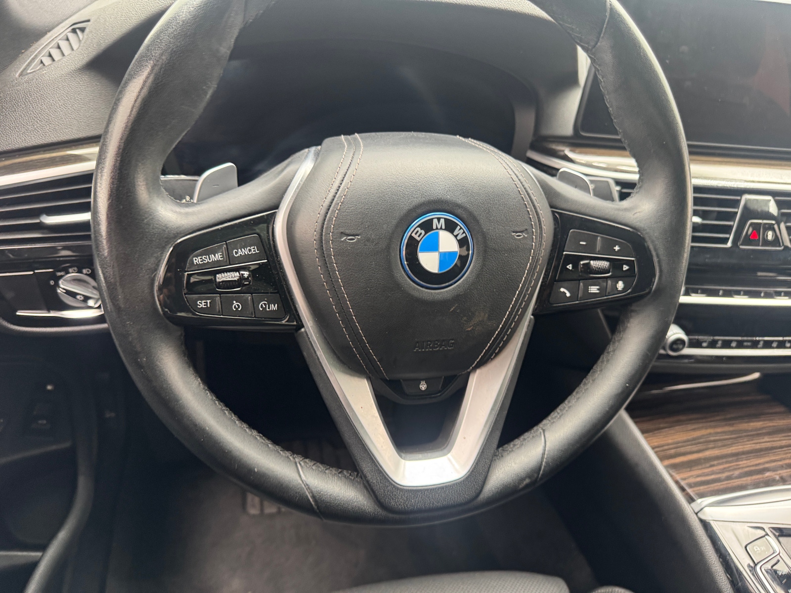 Thumbnail: 2023 BMW 5 Series - 5