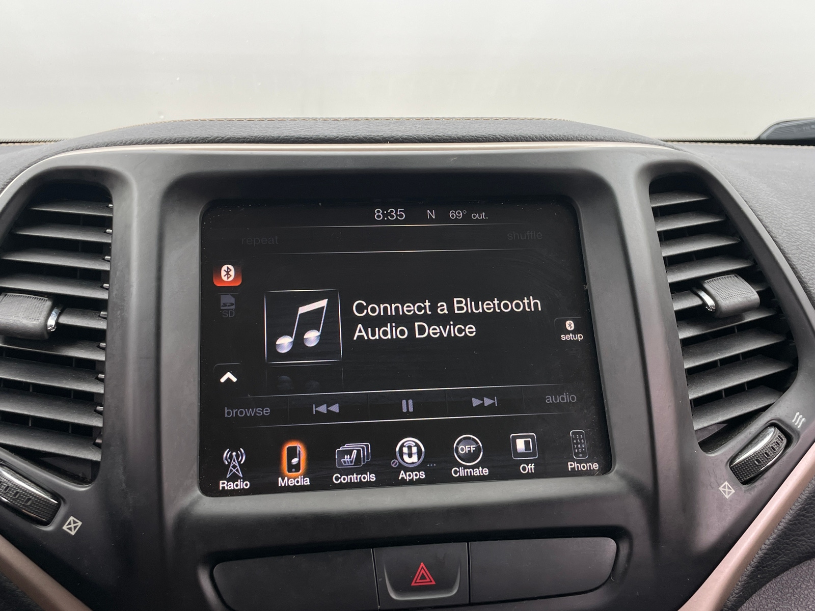Thumbnail: 2016 Jeep Cherokee - 3