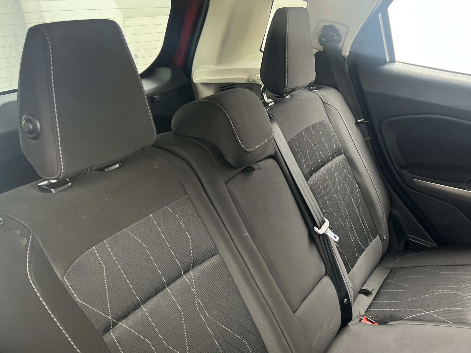 Thumbnail: 2019 Ford EcoSport - 6
