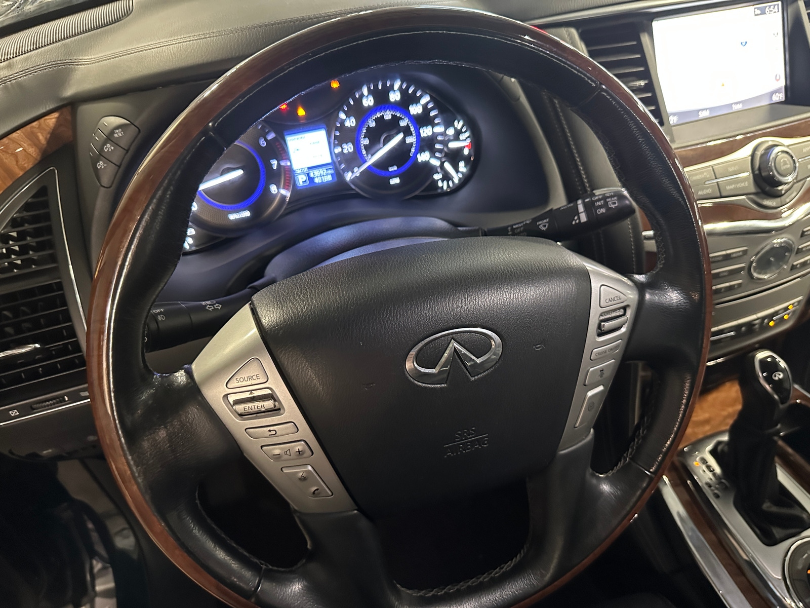 Thumbnail: 2019 INFINITI QX80 - 4