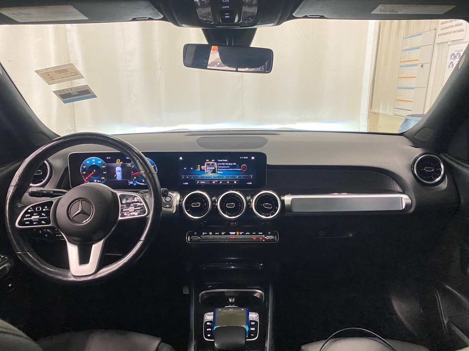 Thumbnail: 2020 Mercedes-Benz GLB - 2