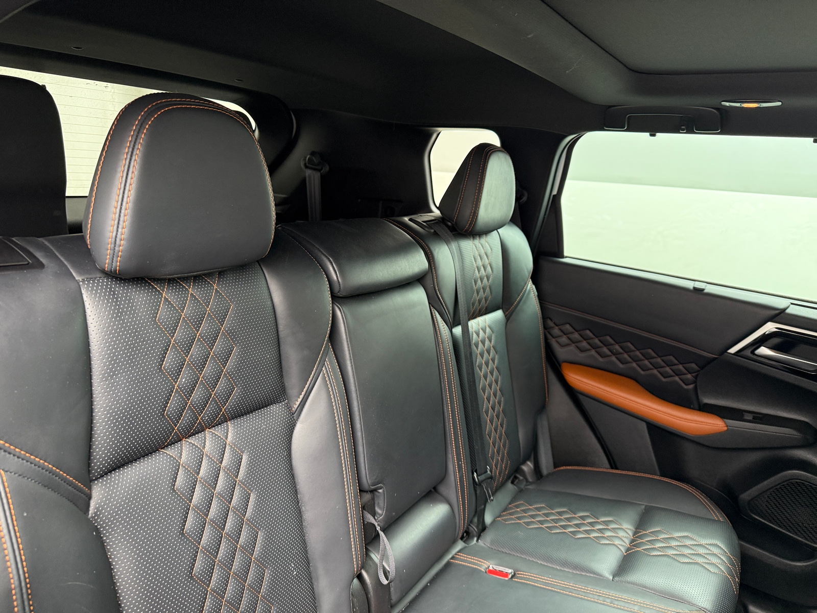 Thumbnail: 2022 Mitsubishi Outlander - 5