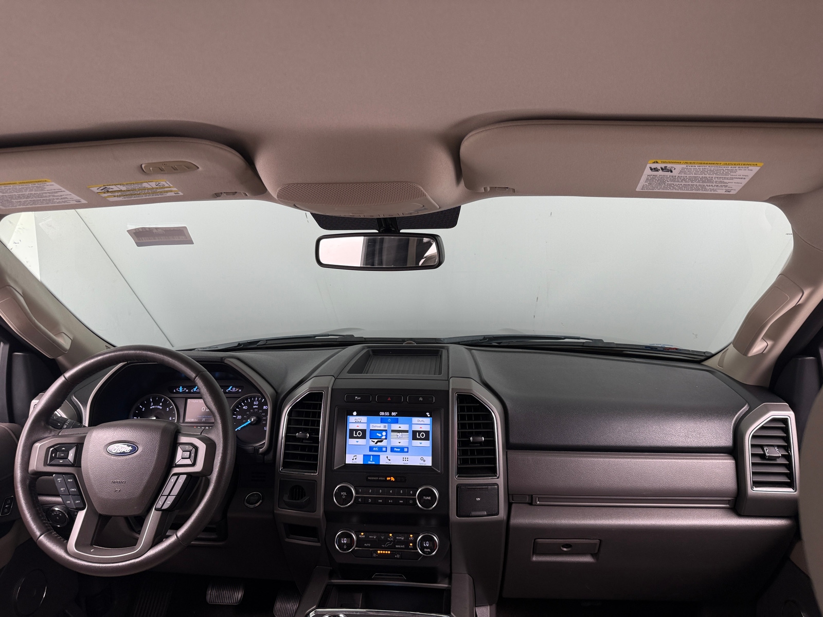 Thumbnail: 2019 Ford Expedition - 3