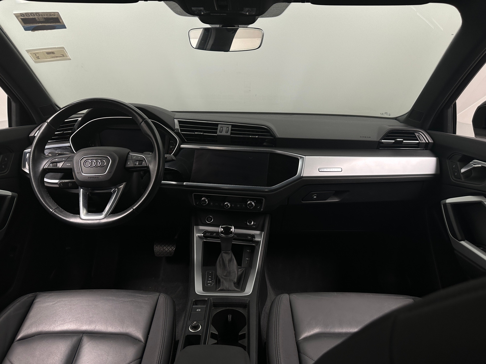 Thumbnail: 2021 Audi Q3 - 2