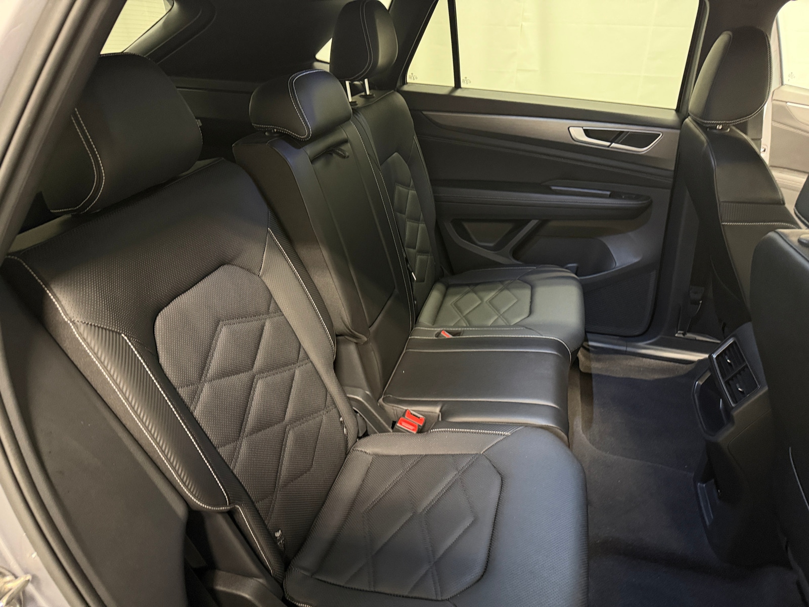 Thumbnail: 2024 Volkswagen Atlas - 5