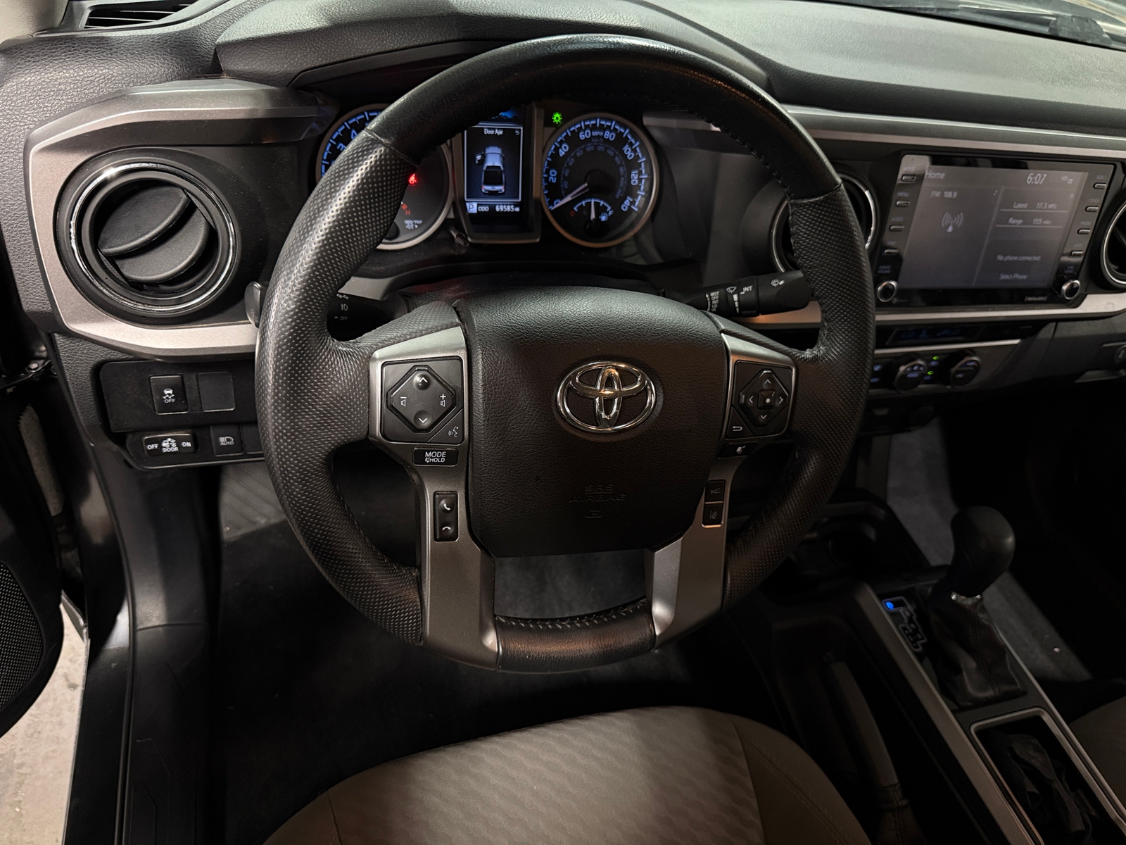 Thumbnail: 2022 Toyota Tacoma - 5