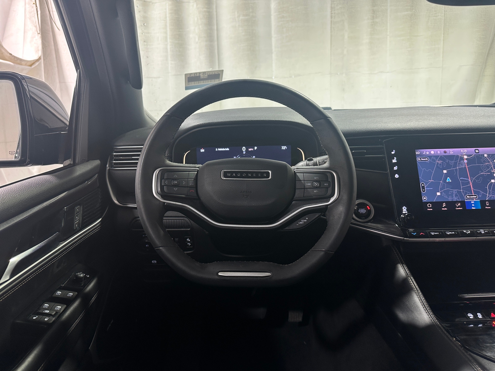 Thumbnail: 2023 Jeep Wagoneer - 4